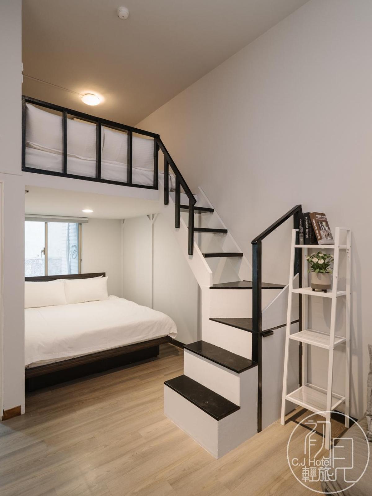 CJ Hotel