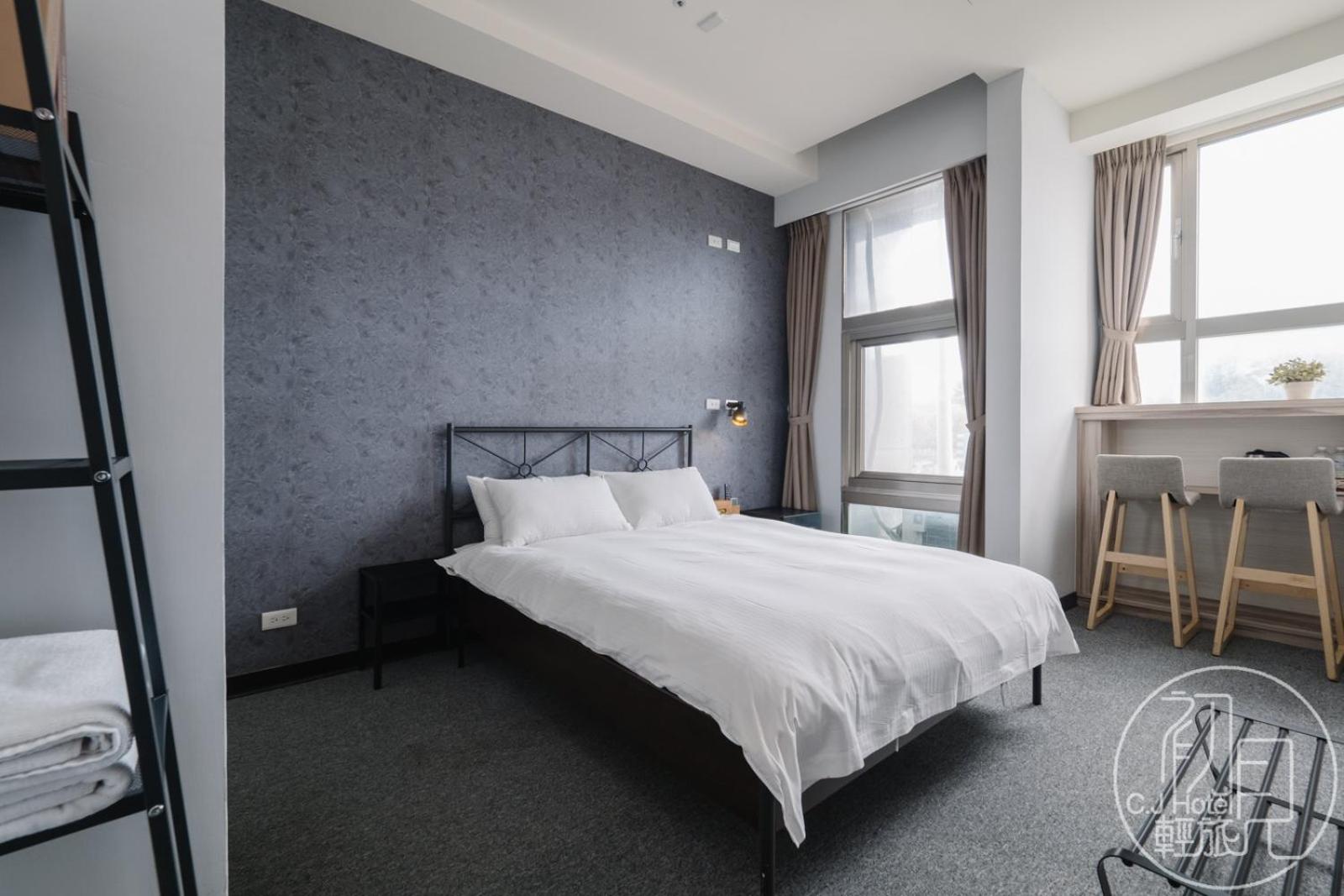 CJ Hotel