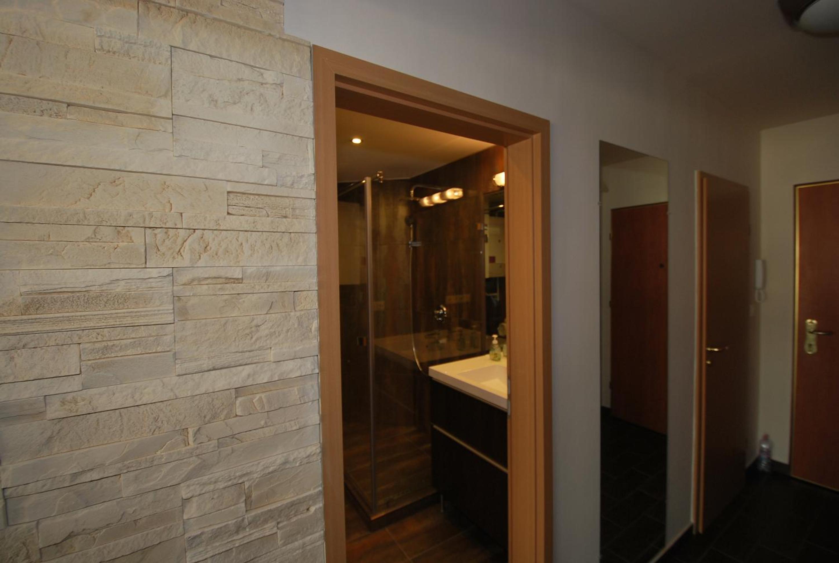 Arpad Bridge Apartments