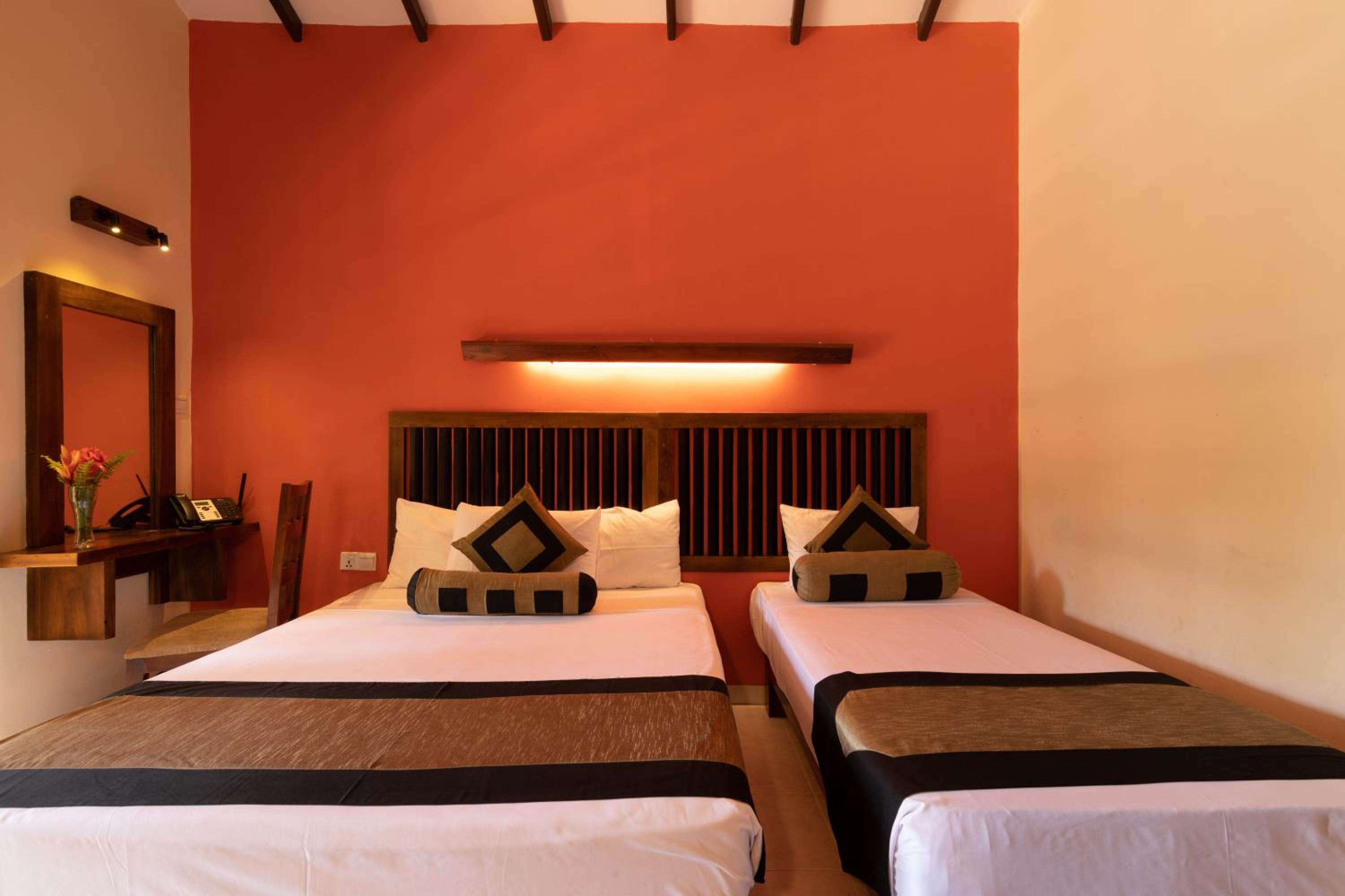 Mapakada Village - Mahiyanganaya
