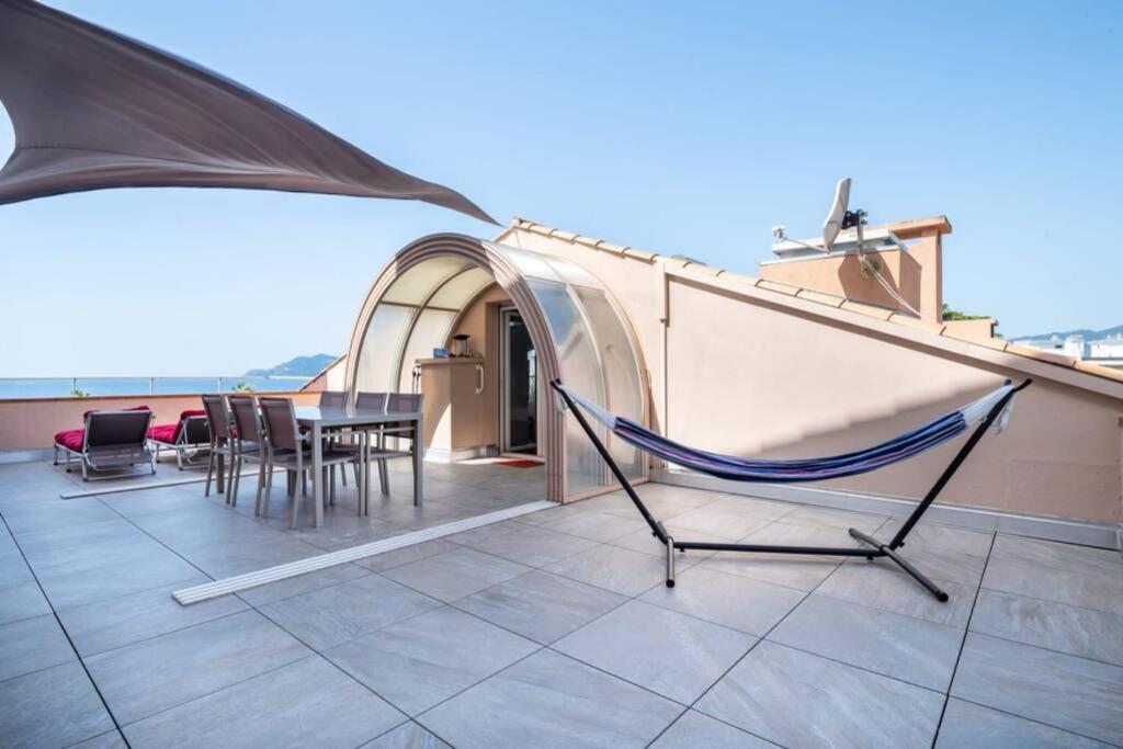 Duplex avec vue sur mer et piscine photo 1