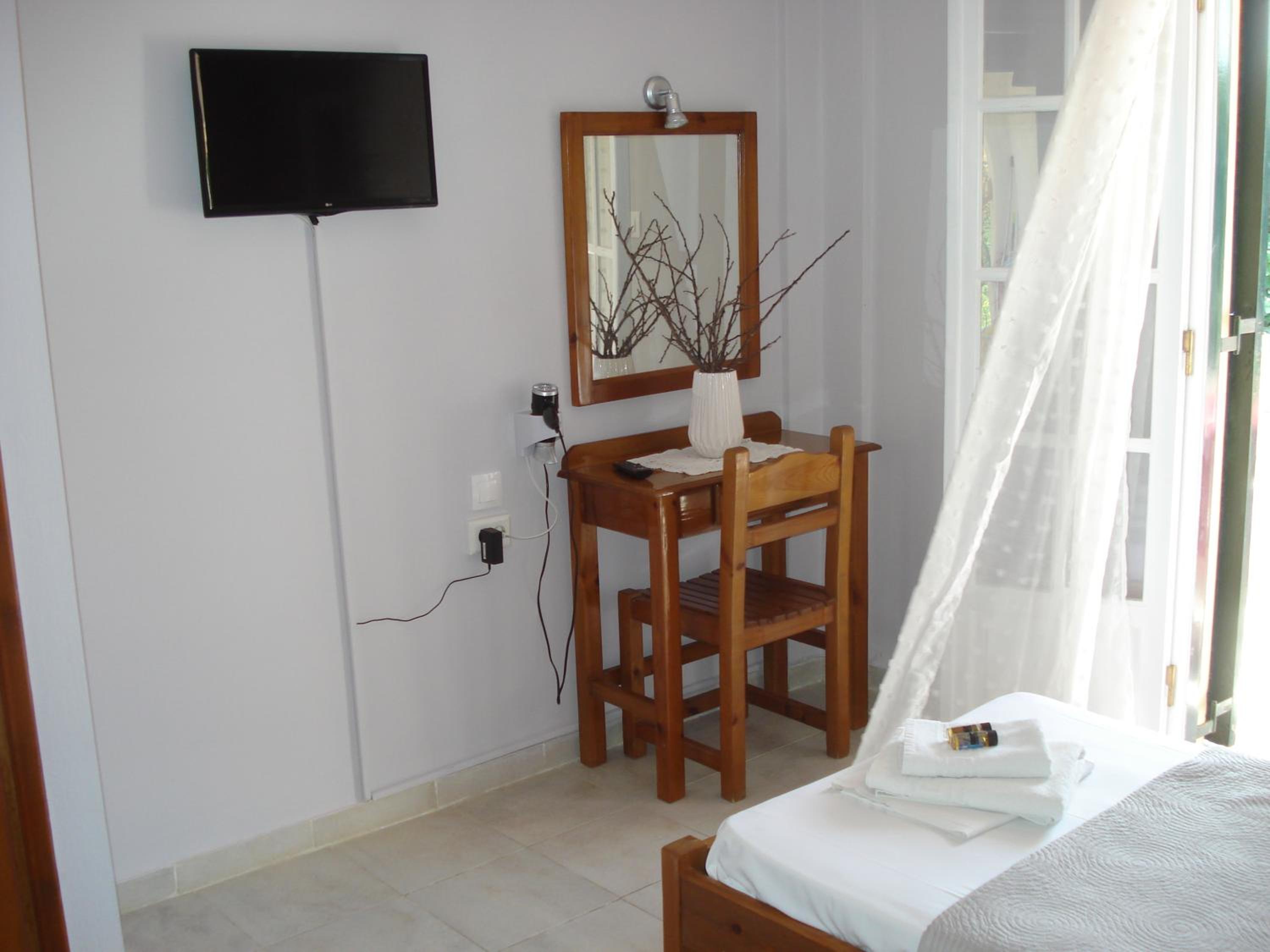 Photo 43