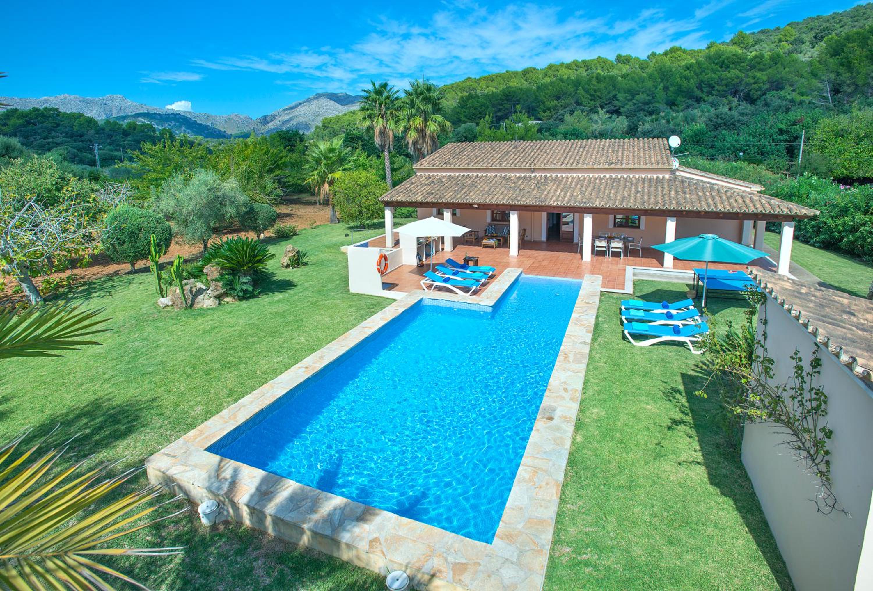 Owl Booking Villa Romeu - 10 Min Walk to the Old Town photo 2