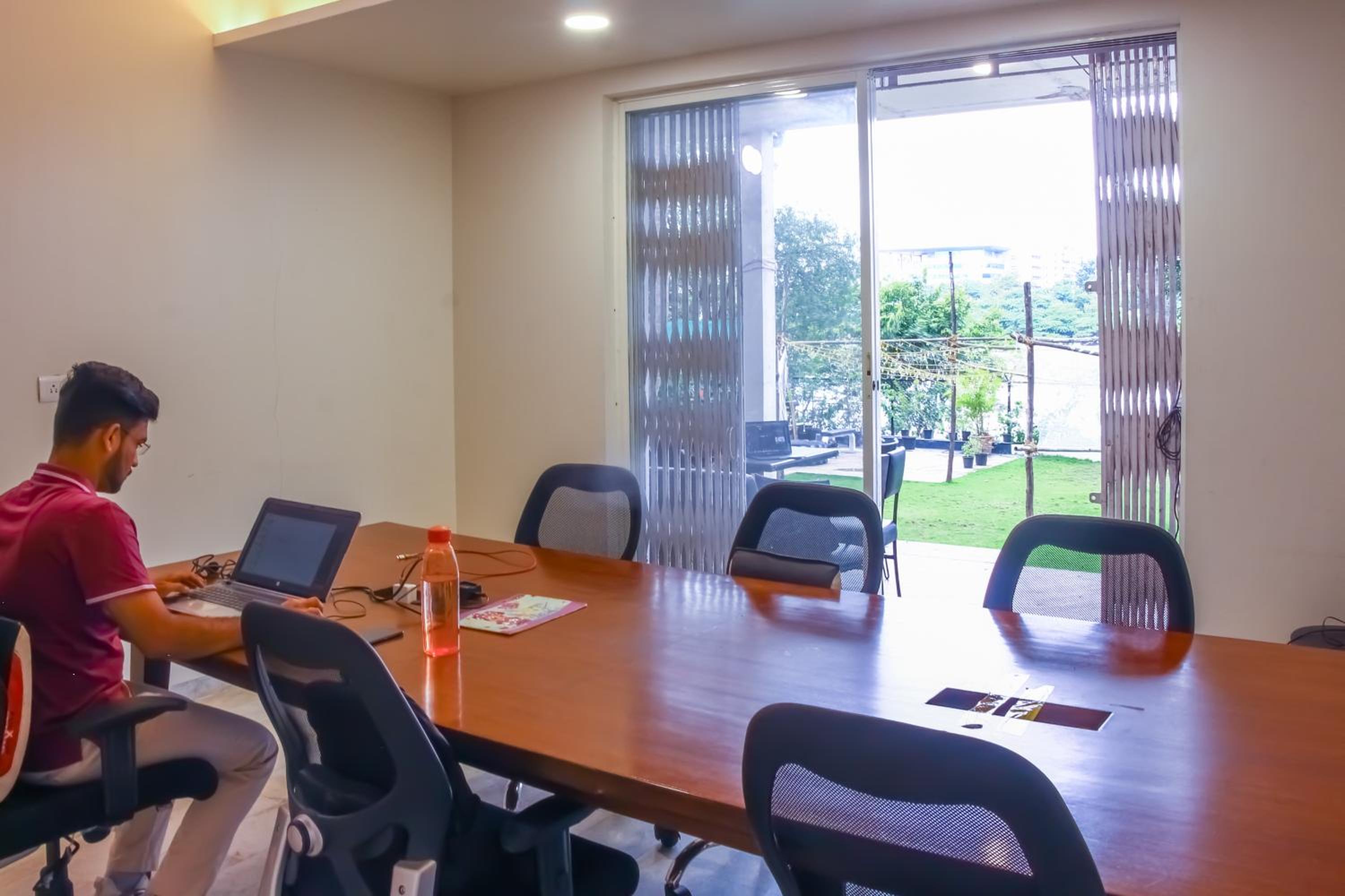 Urban Nomads Pune Riverside CoLive CoWork view 5