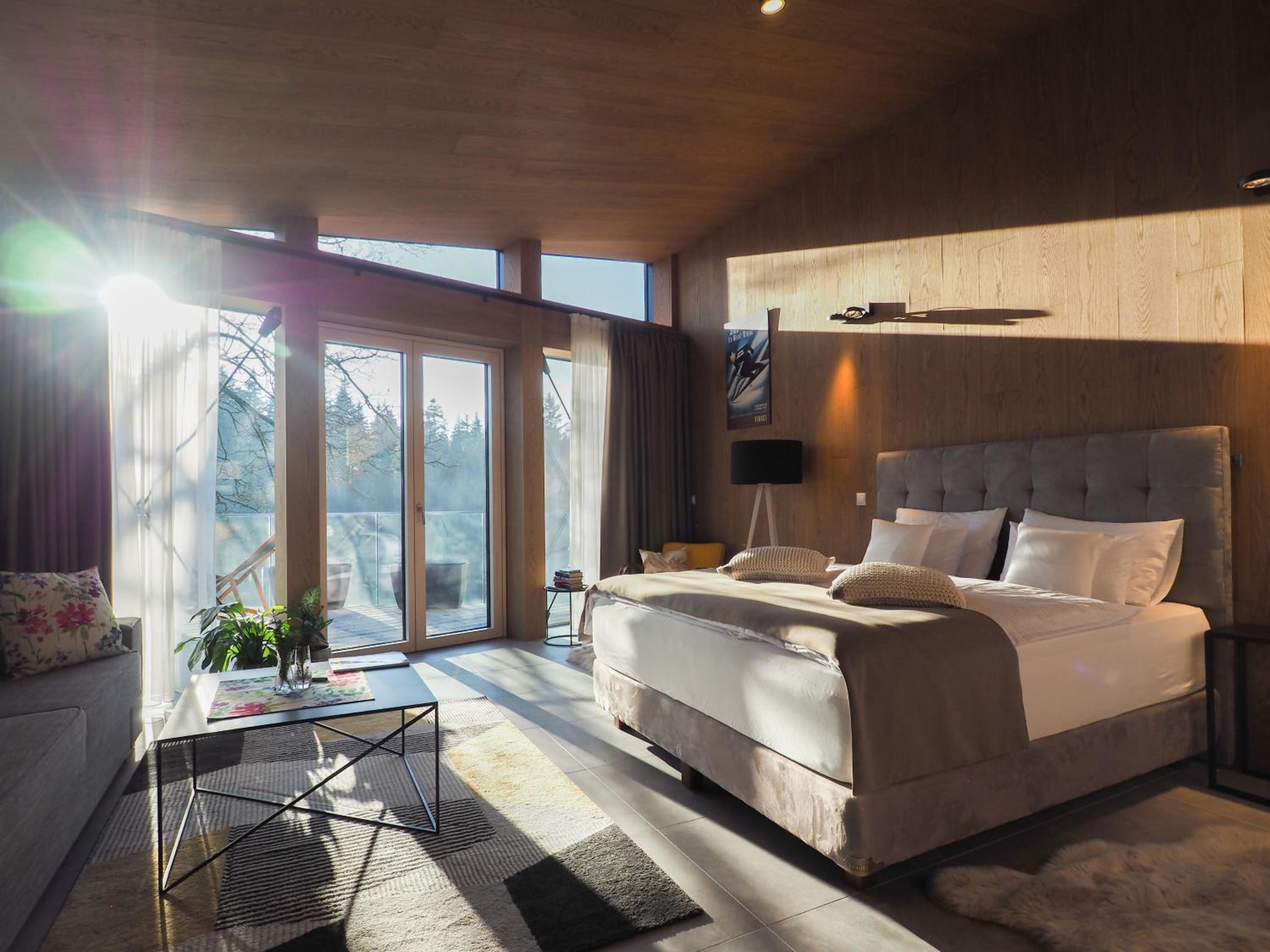 CHALEYOTT Mountain Apartments