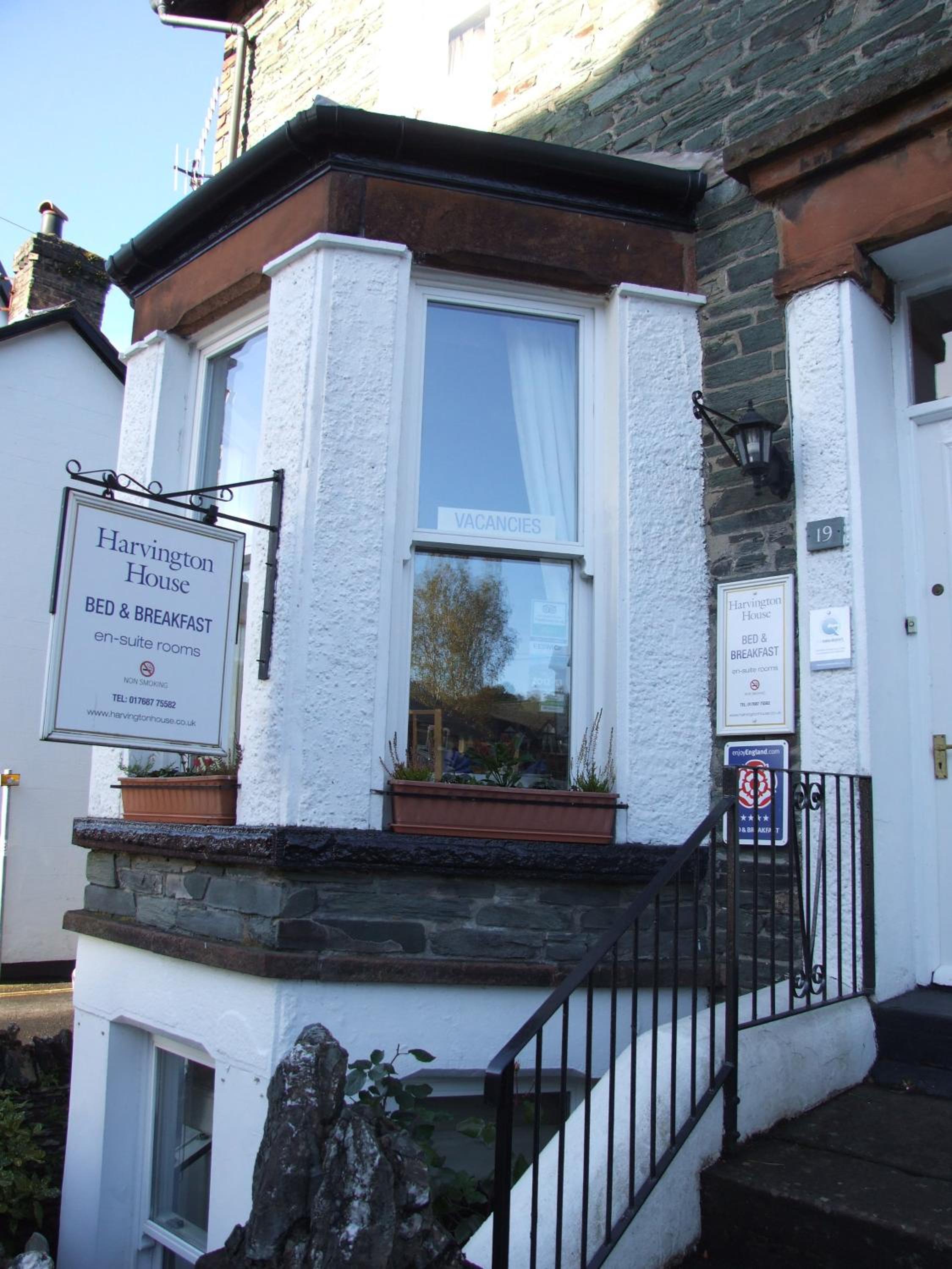 Hotel Harvington House - Image 1