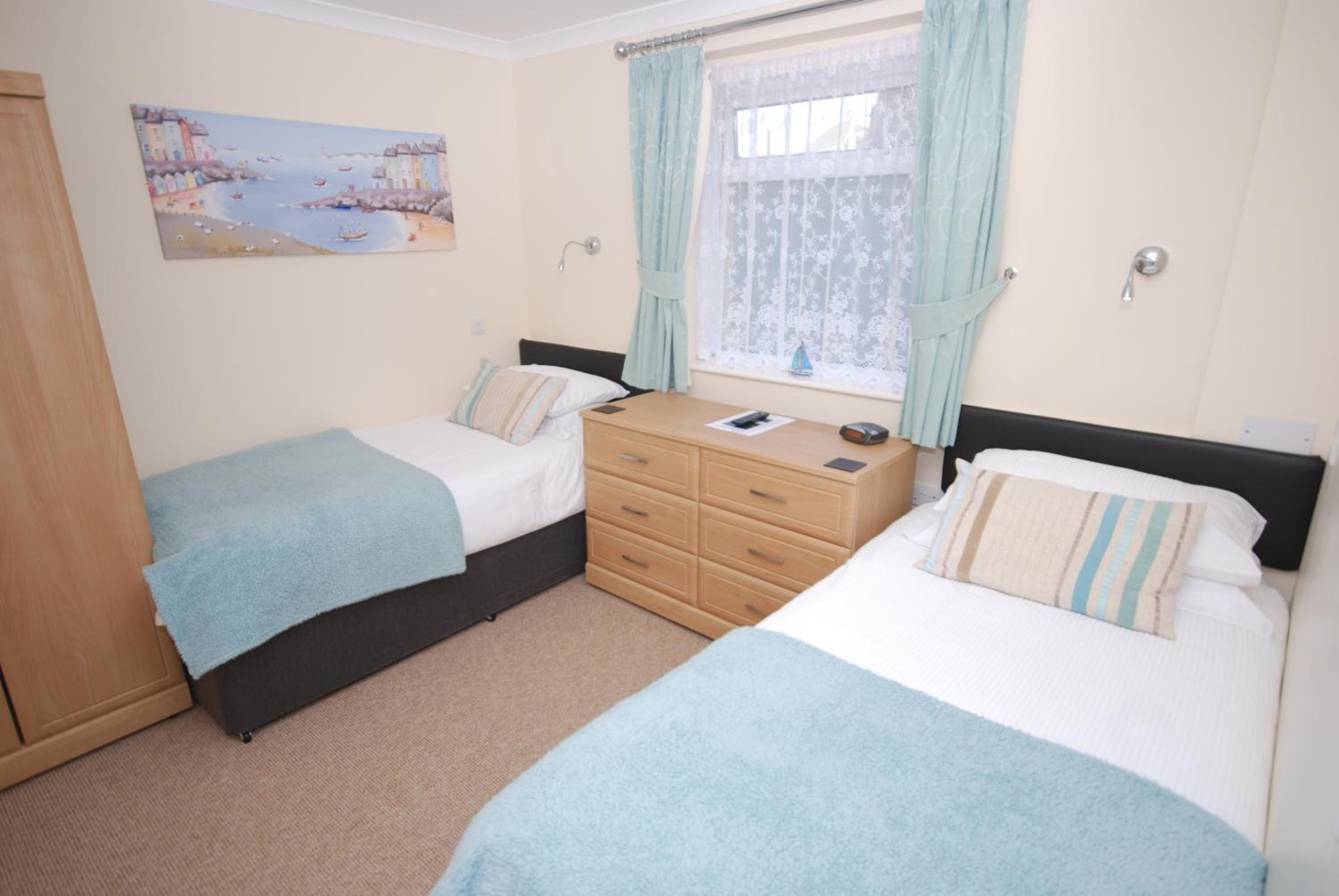 Westbury Lodge
