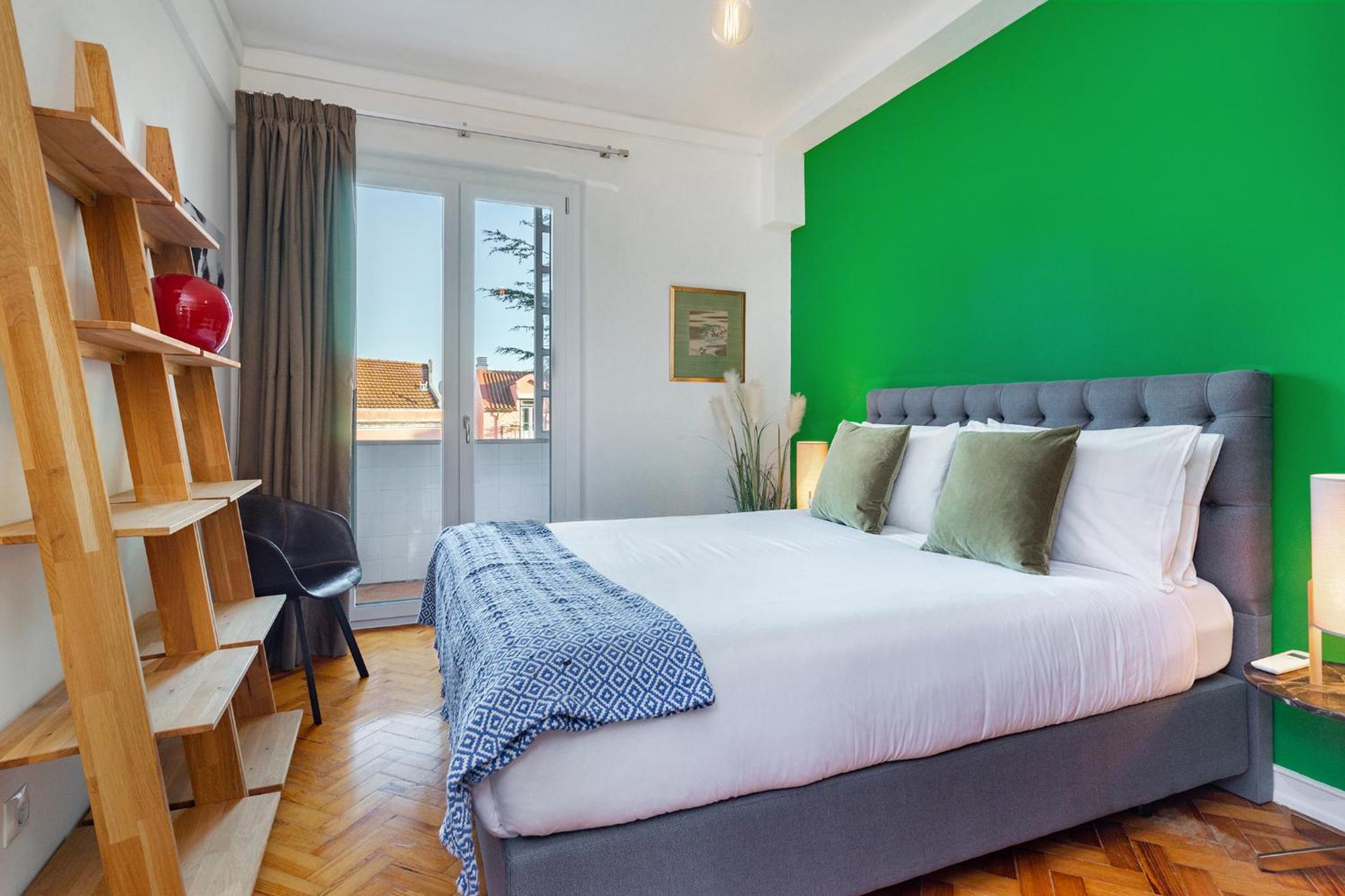WHome | Estrela Family Apartment perfect for Families & Friends view 2