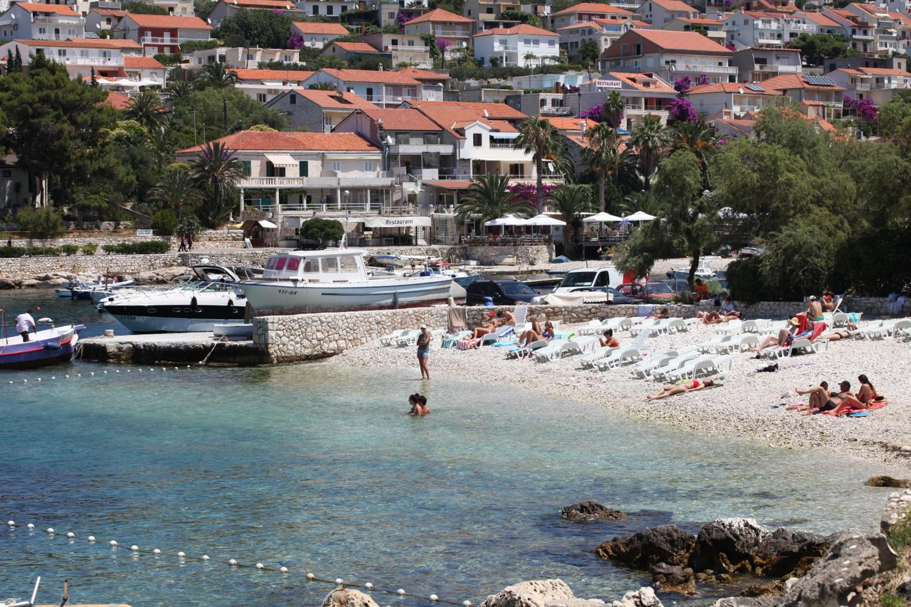 Relaxing Beach holiday house view 3