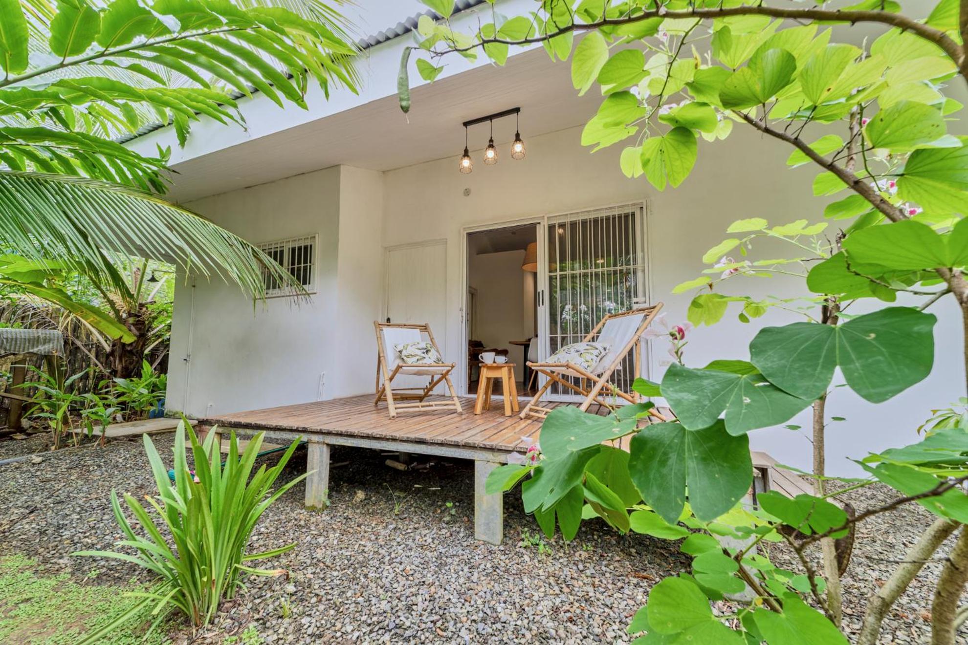 Pineapple house Manzanillo