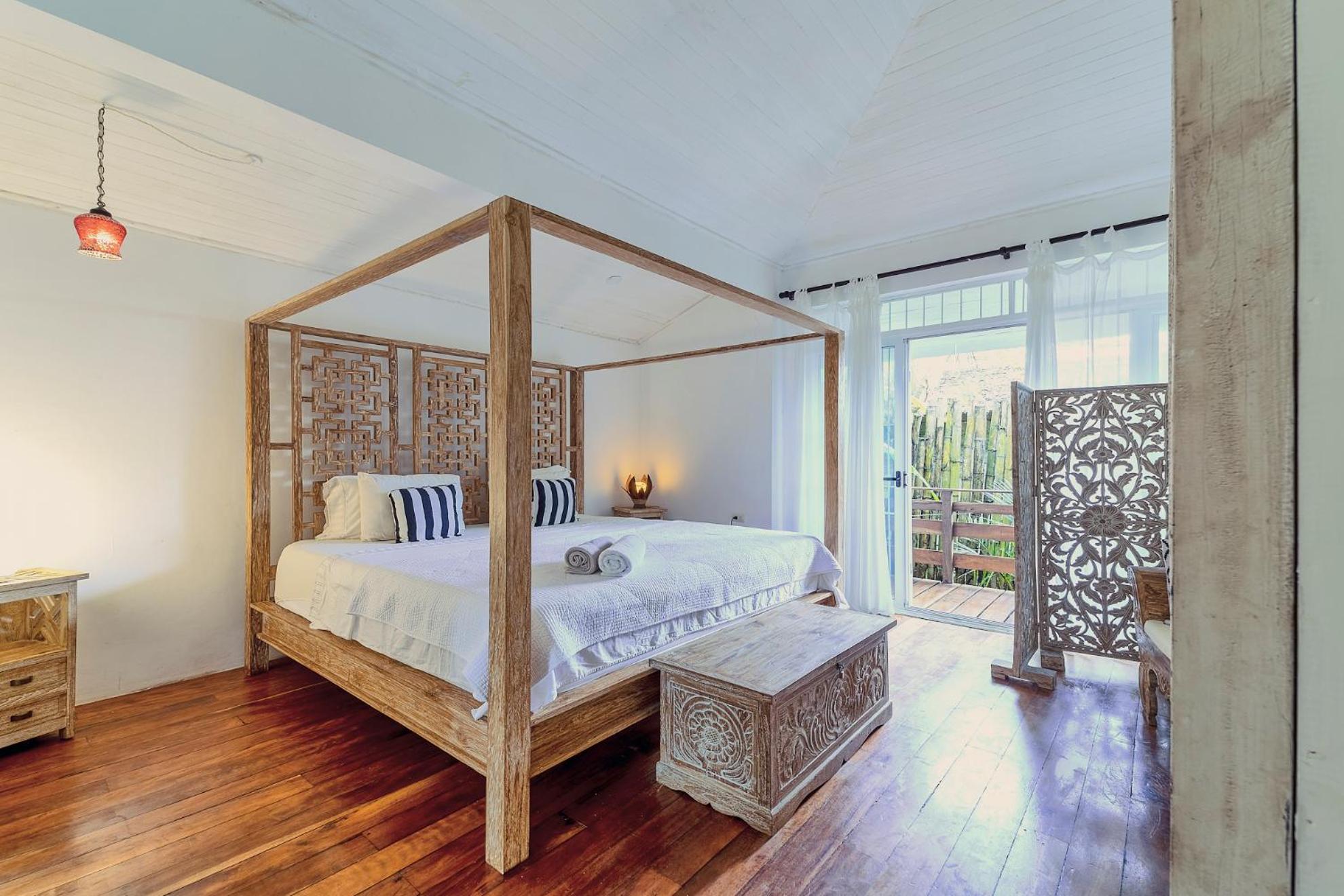 Pineapple house Manzanillo
