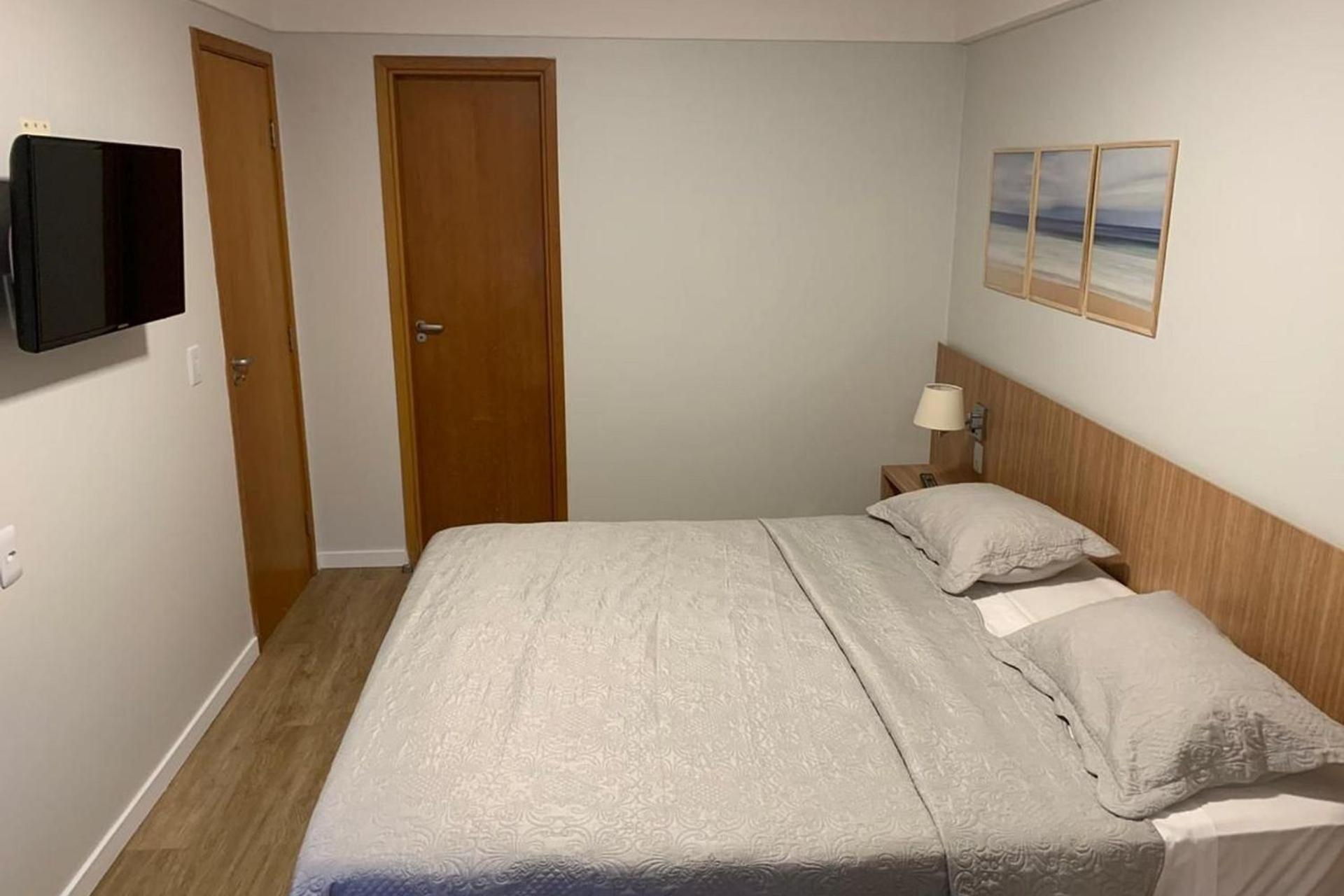 LINDO APARTAMENTO COM VISTA - PRAIA DE PONTANEGRA