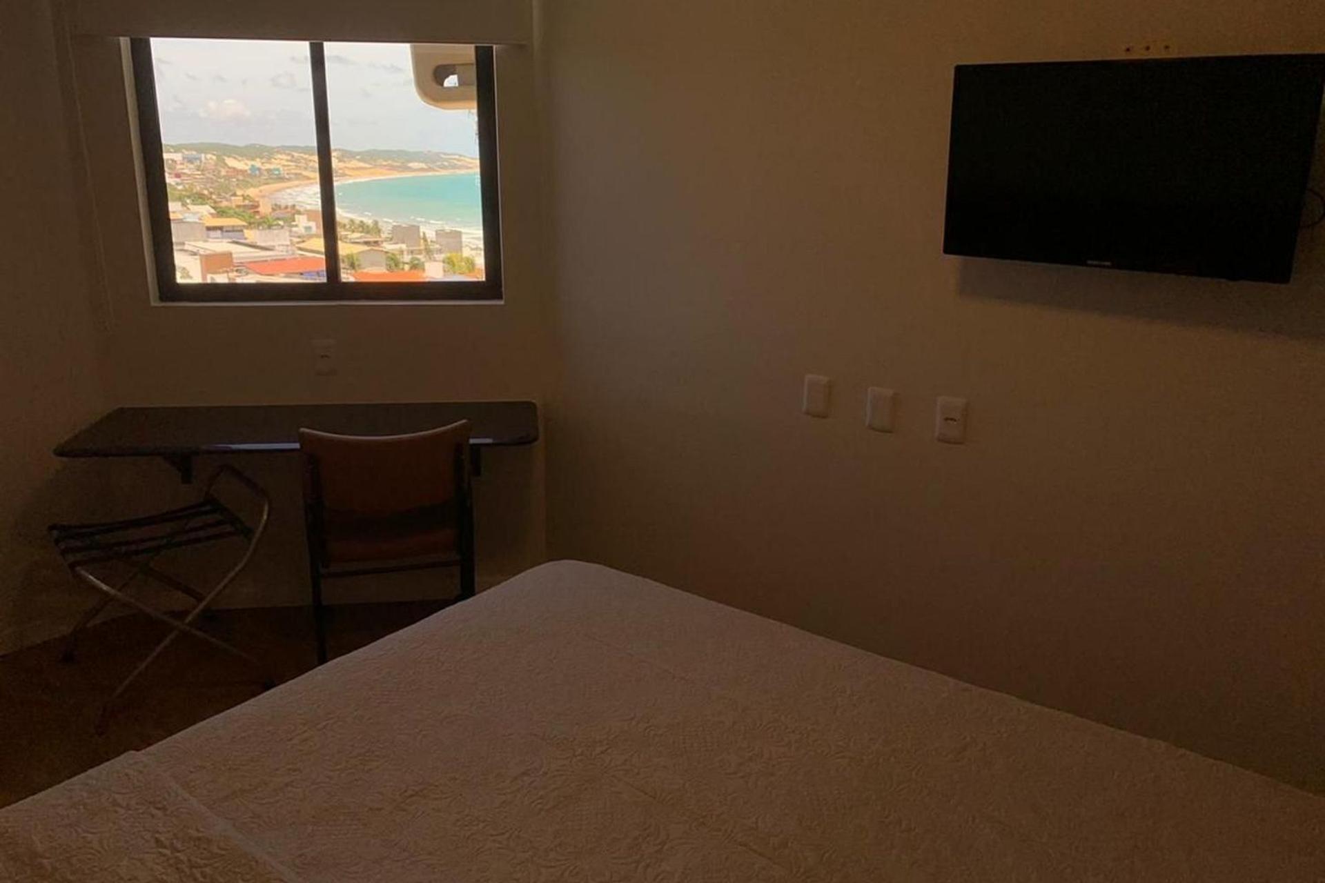 LINDO APARTAMENTO COM VISTA - PRAIA DE PONTANEGRA