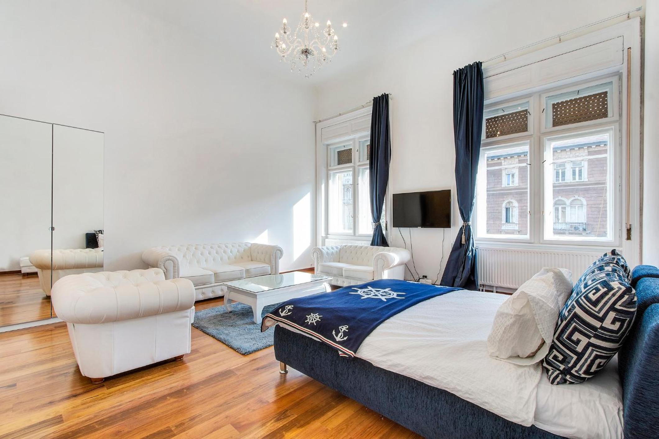 Royale Apartment view 4