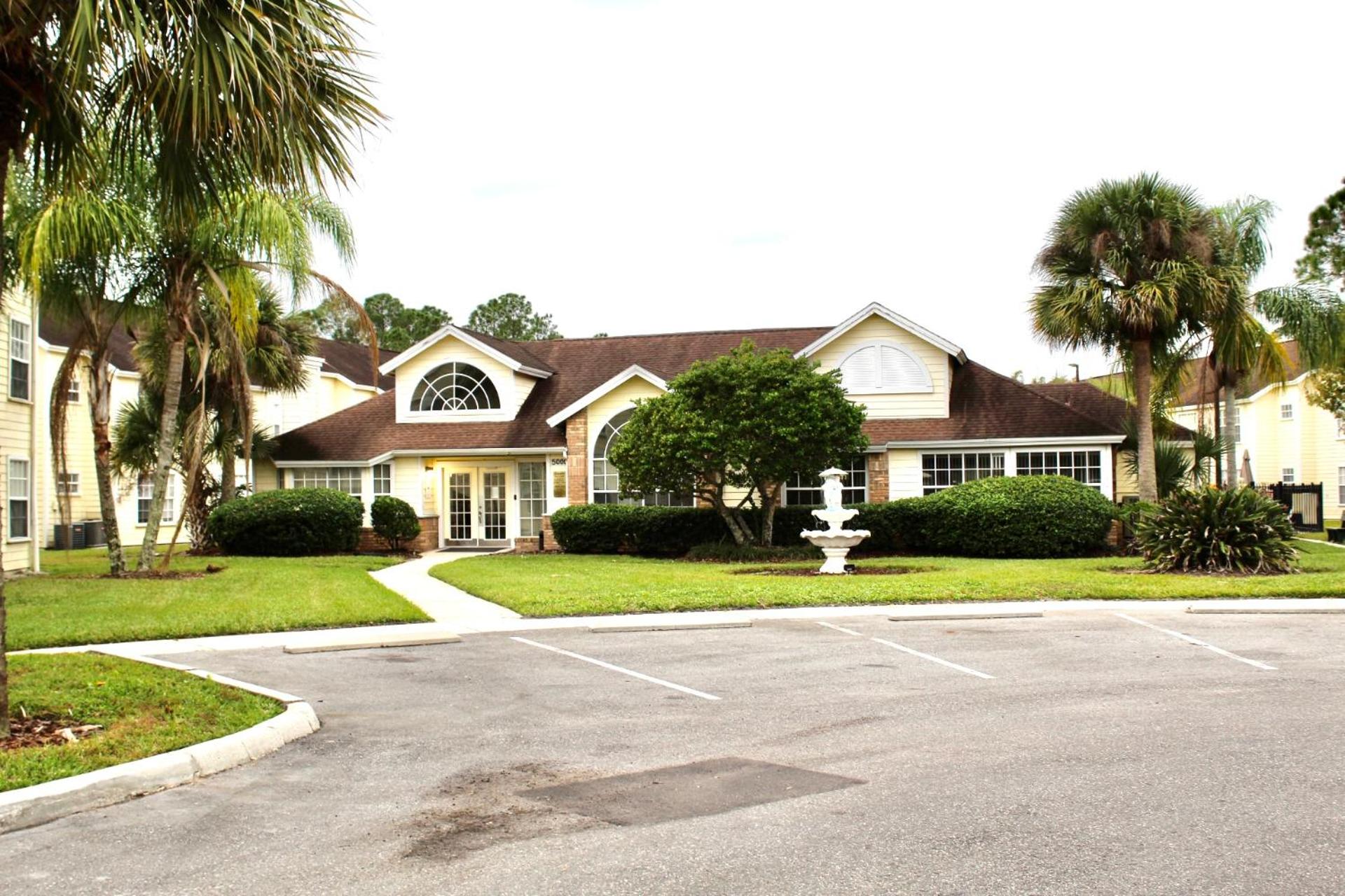 ELEGANT & LUXURIOUS FAMILY APARTMENT close to DISNEY WORLD