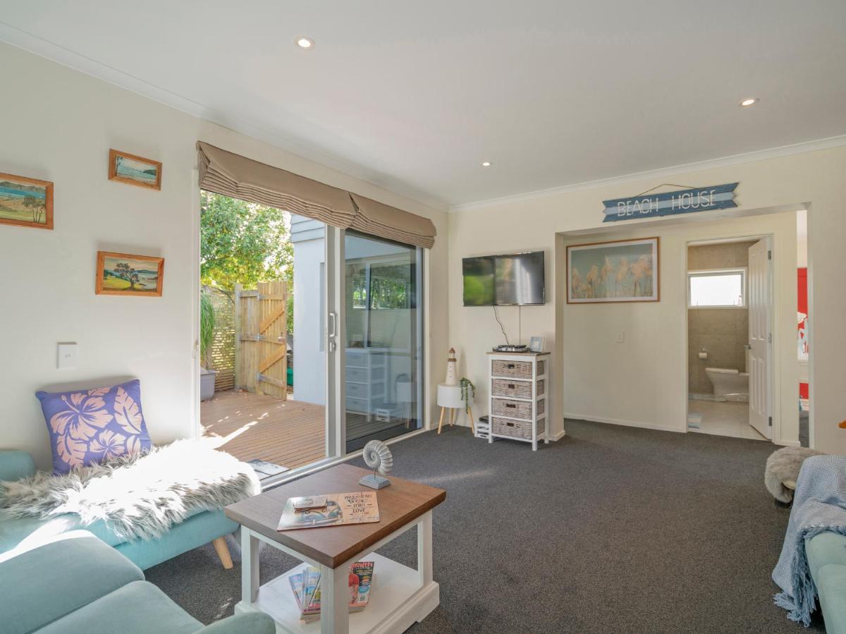 Beach on Buffalo - Whitianga Holiday Home view 4