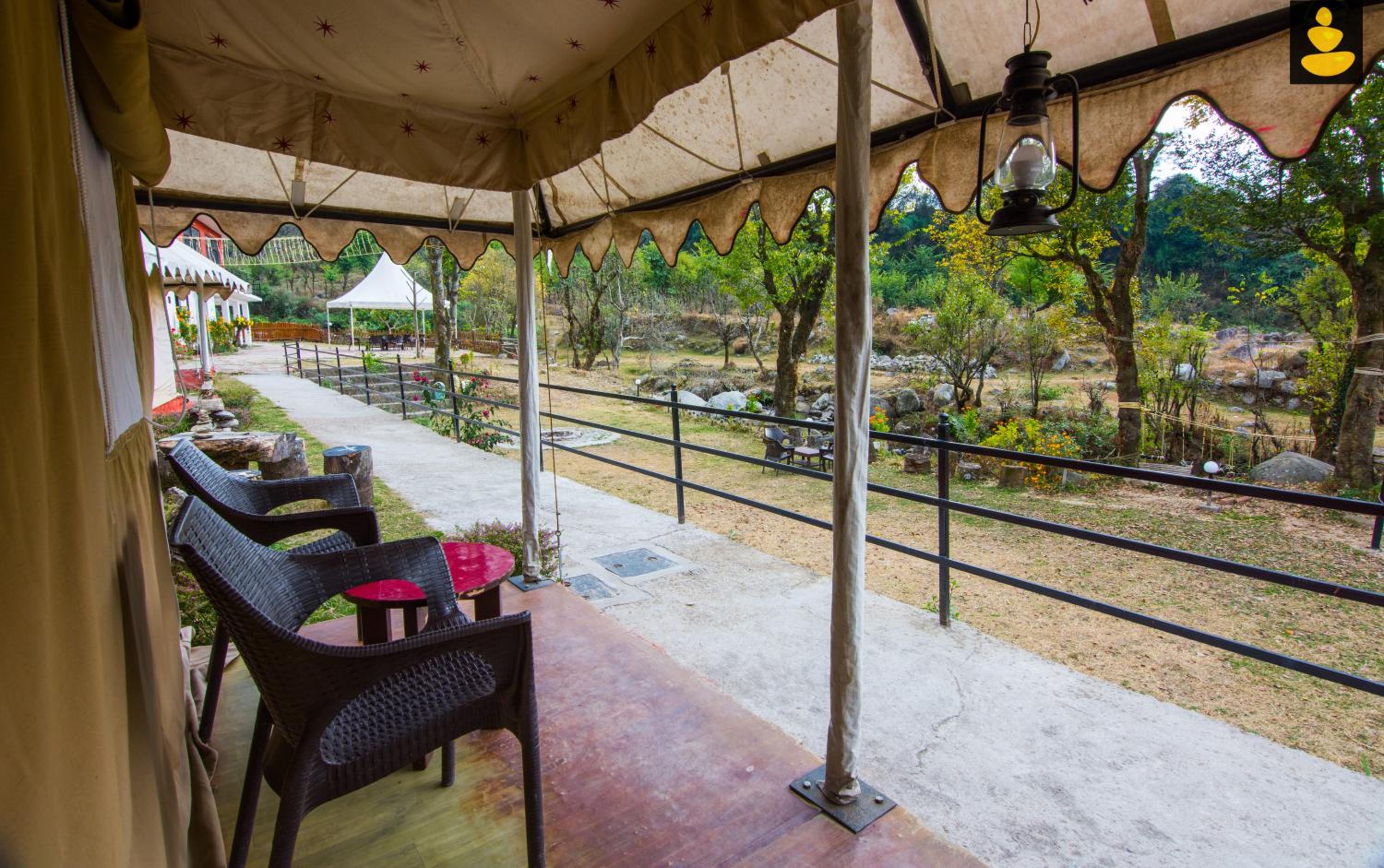 LivingStone Riverside Camping Bir view 2