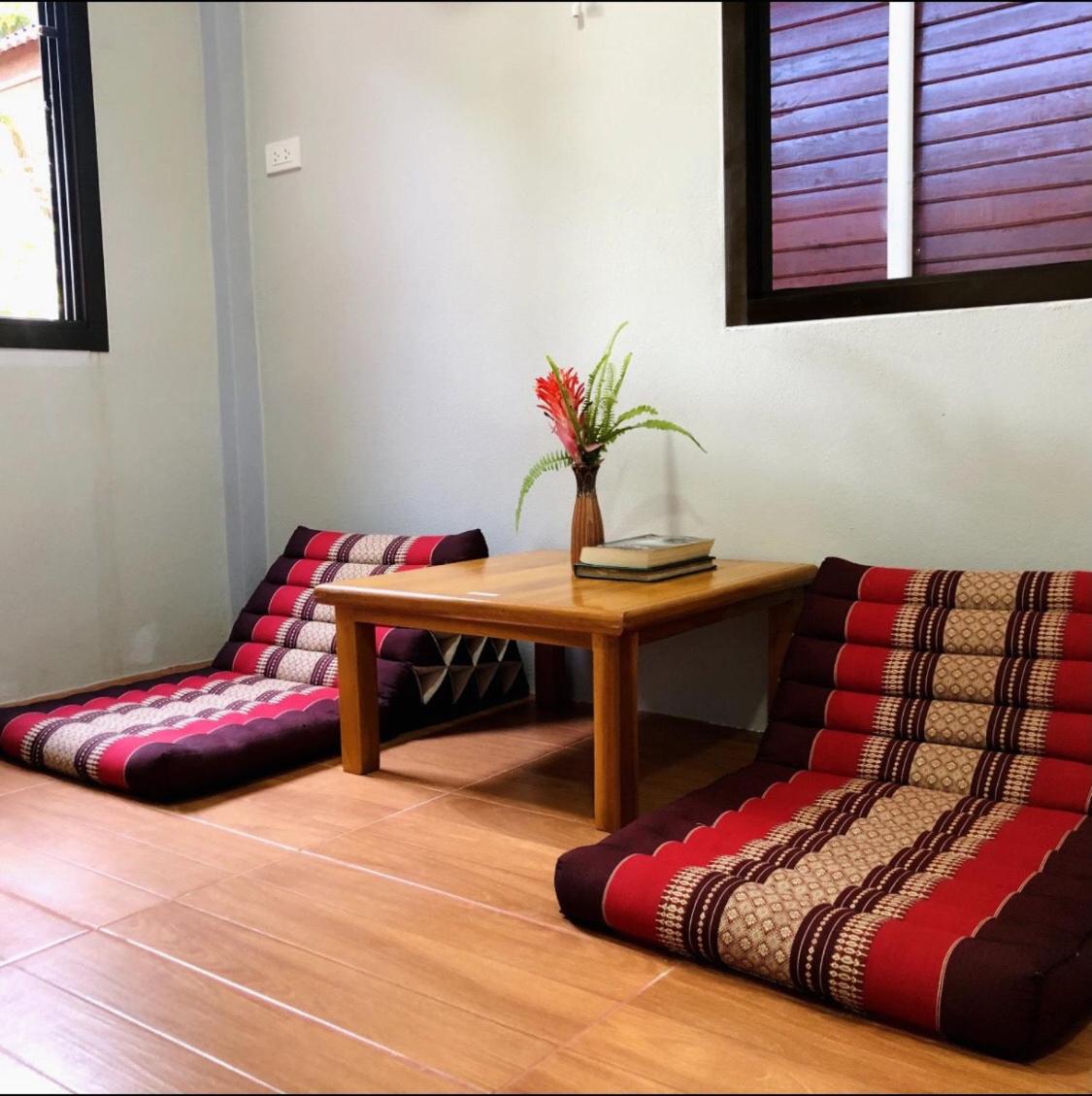 Phangan Lodge