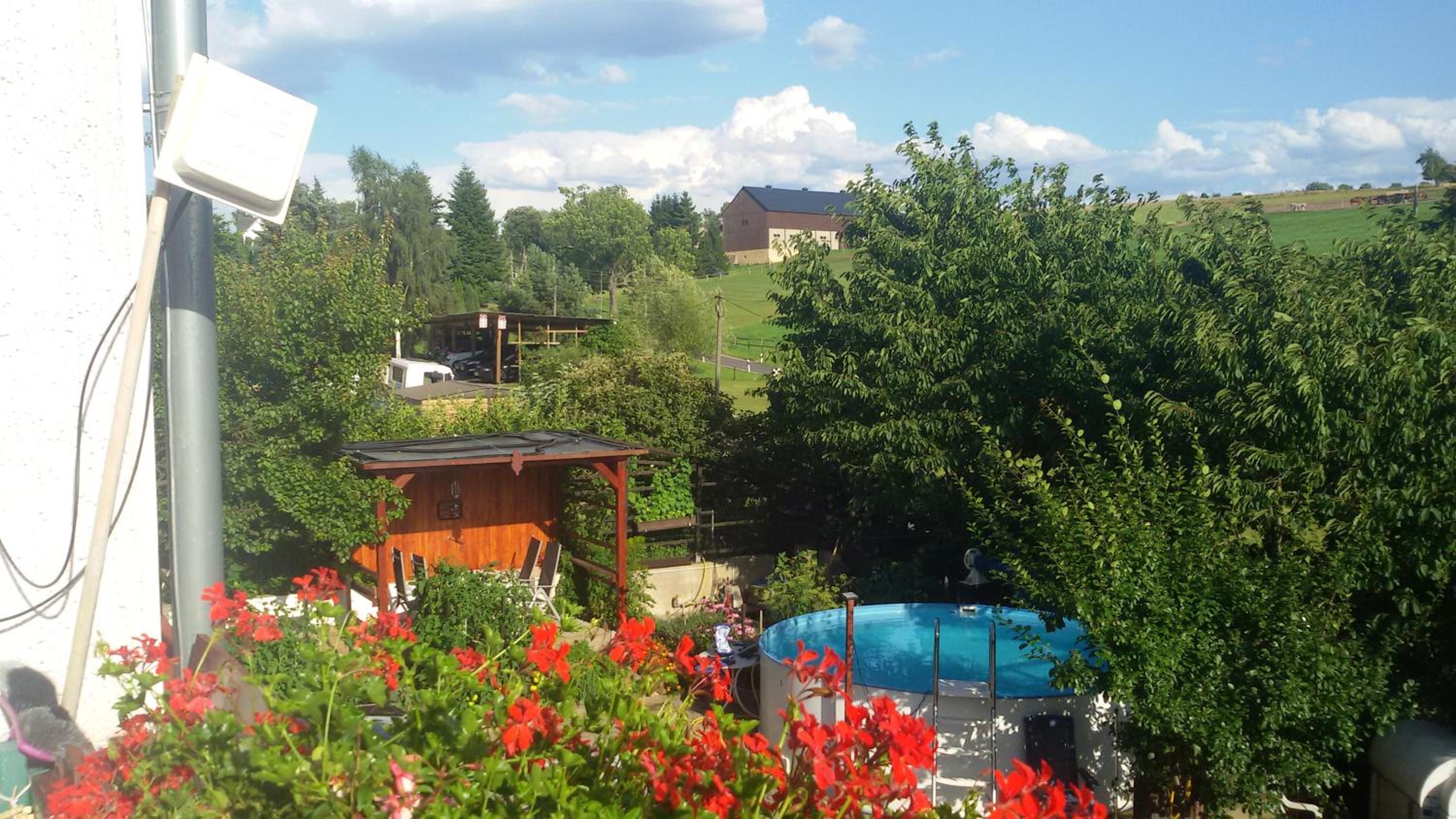 Comfortable apartment in Obernaundorf with shared pool, 45m²