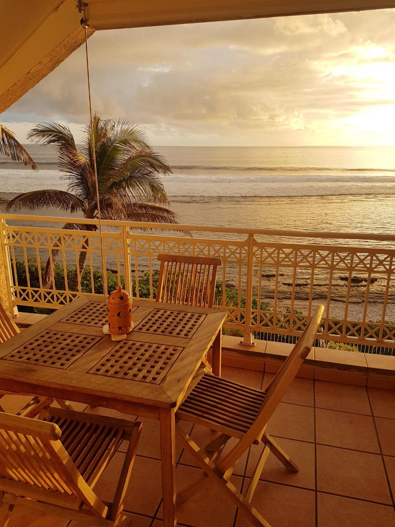 Appartement cosy avec vue sur la mer - 50 m² - Les Trois Bassins view 4