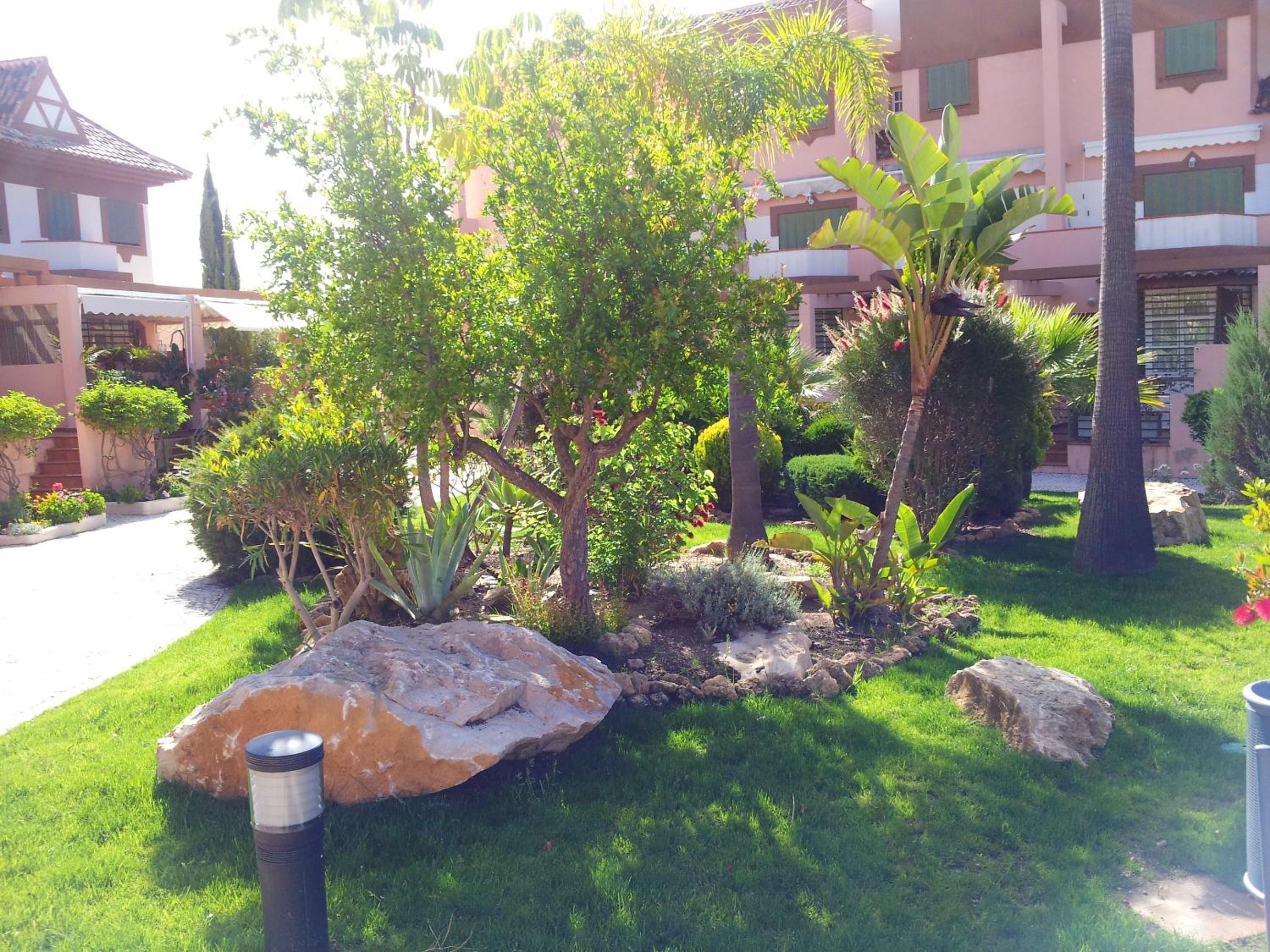 Welcoming House in Islantilla Pool and Garden View