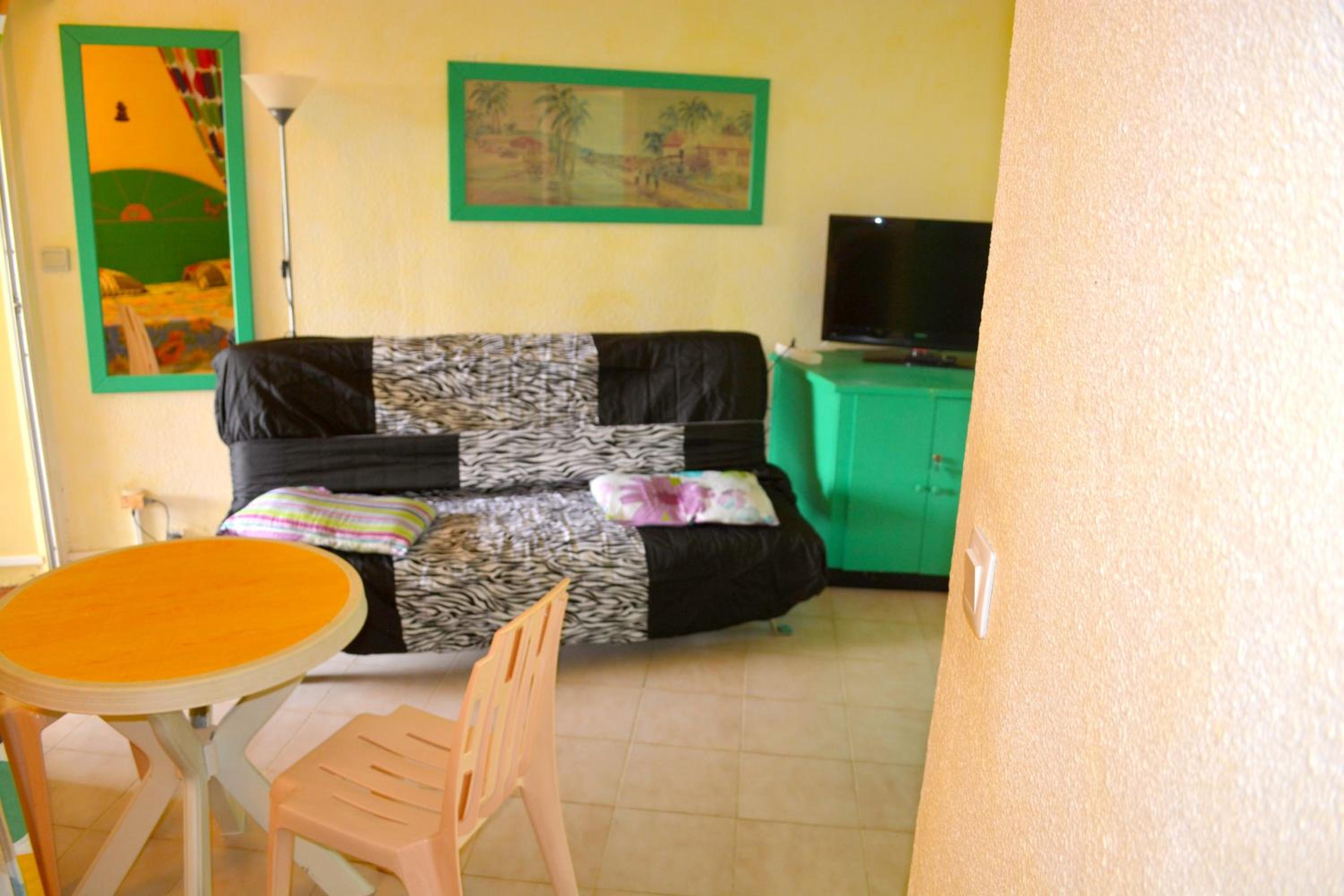 Studio en bord de mer à Sainte-Anne - 25 m² avec jardin. view 5