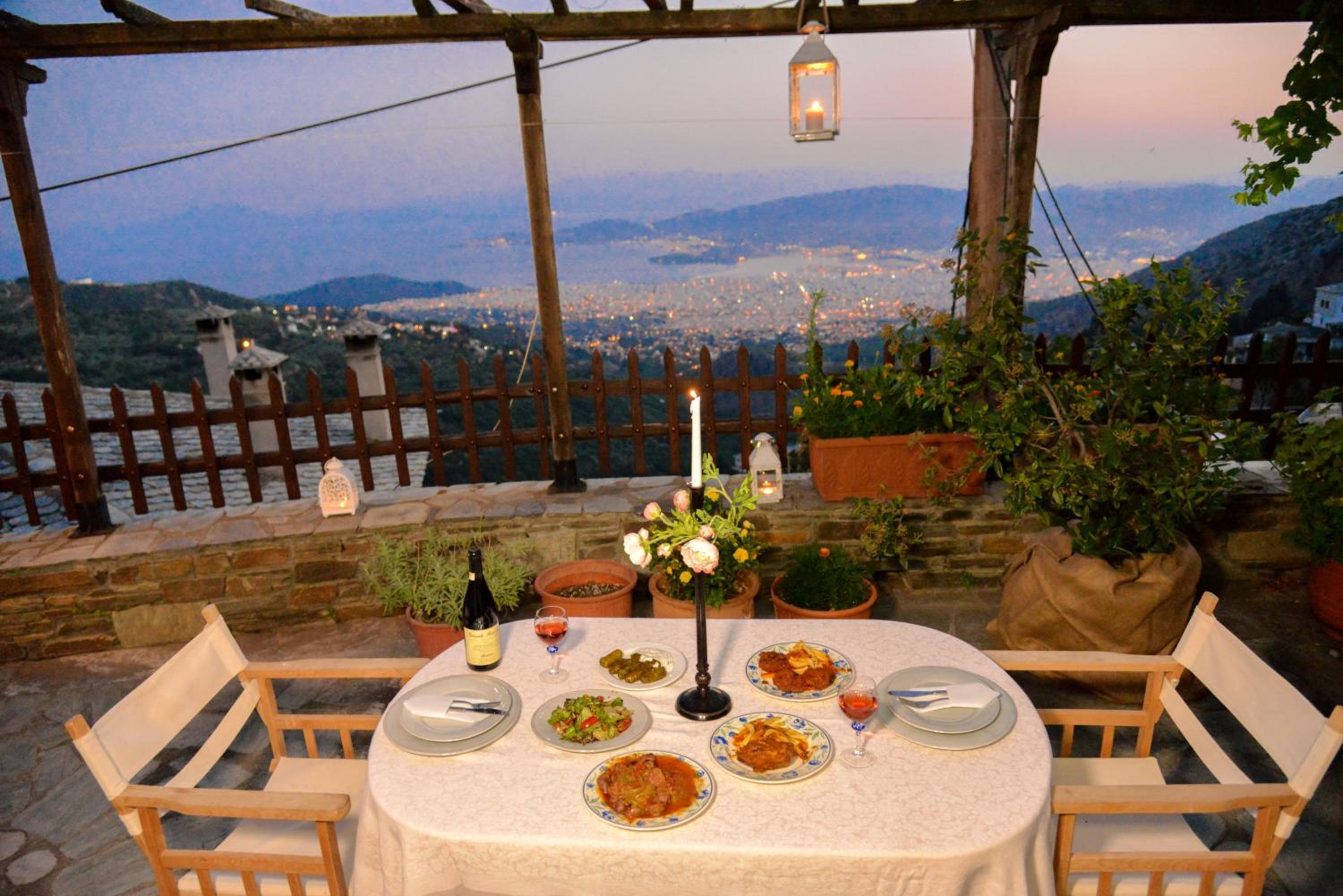 Spacious house with sea view in Volos photo 2