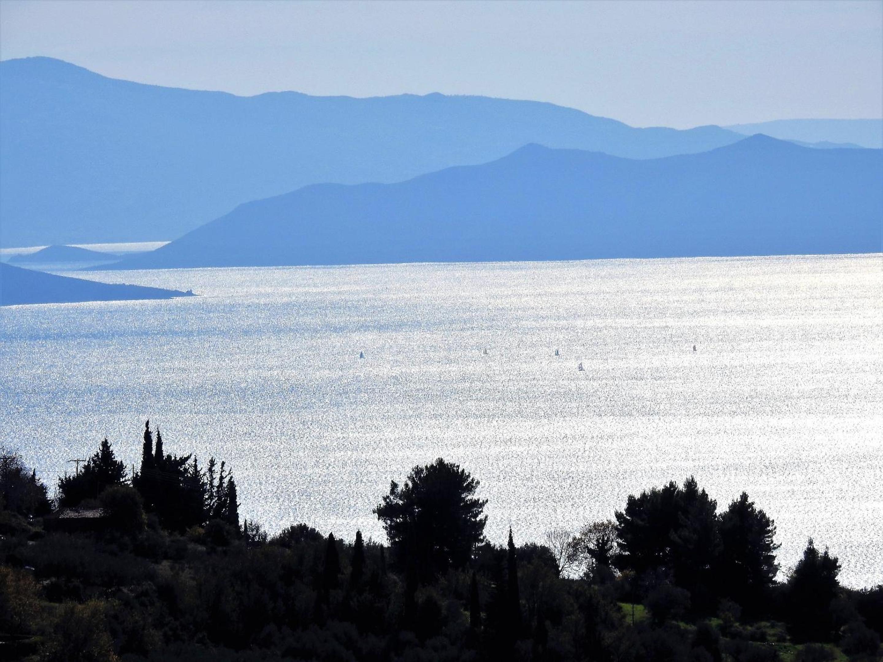 Spacious house with sea view in Volos photo 3
