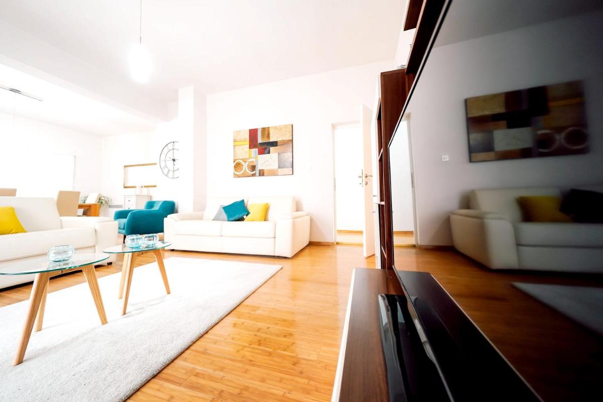 3 bedrooms appartement at Ljubac 300 m away from the beach with sea view shared pool and furnished garden