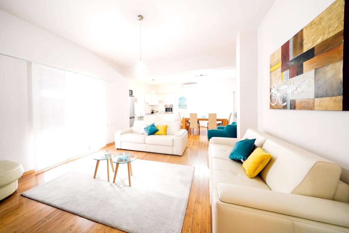 3 bedrooms appartement at Ljubac 300 m away from the beach with sea view shared pool and furnished garden