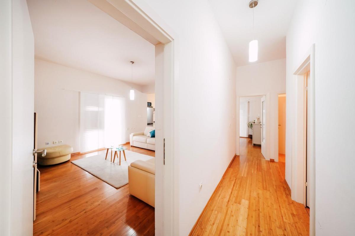 3 bedrooms appartement at Ljubac 300 m away from the beach with sea view shared pool and furnished garden