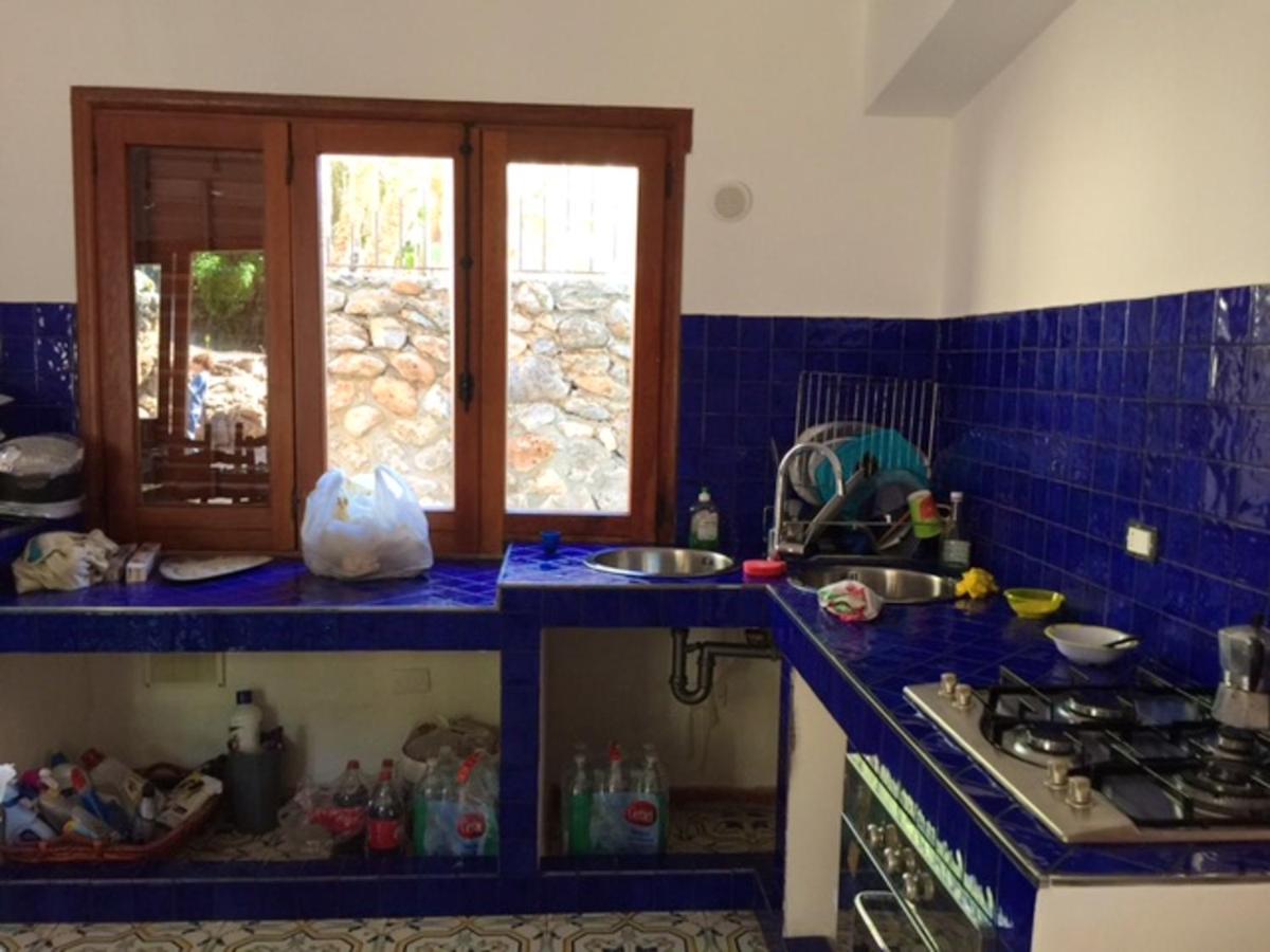 3 bedrooms house at Santa Flavia 200 m away from the beach with sea view enclosed garden and wifi view 3