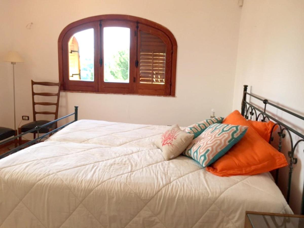 3 bedrooms house at Santa Flavia 200 m away from the beach with sea view enclosed garden and wifi view 4
