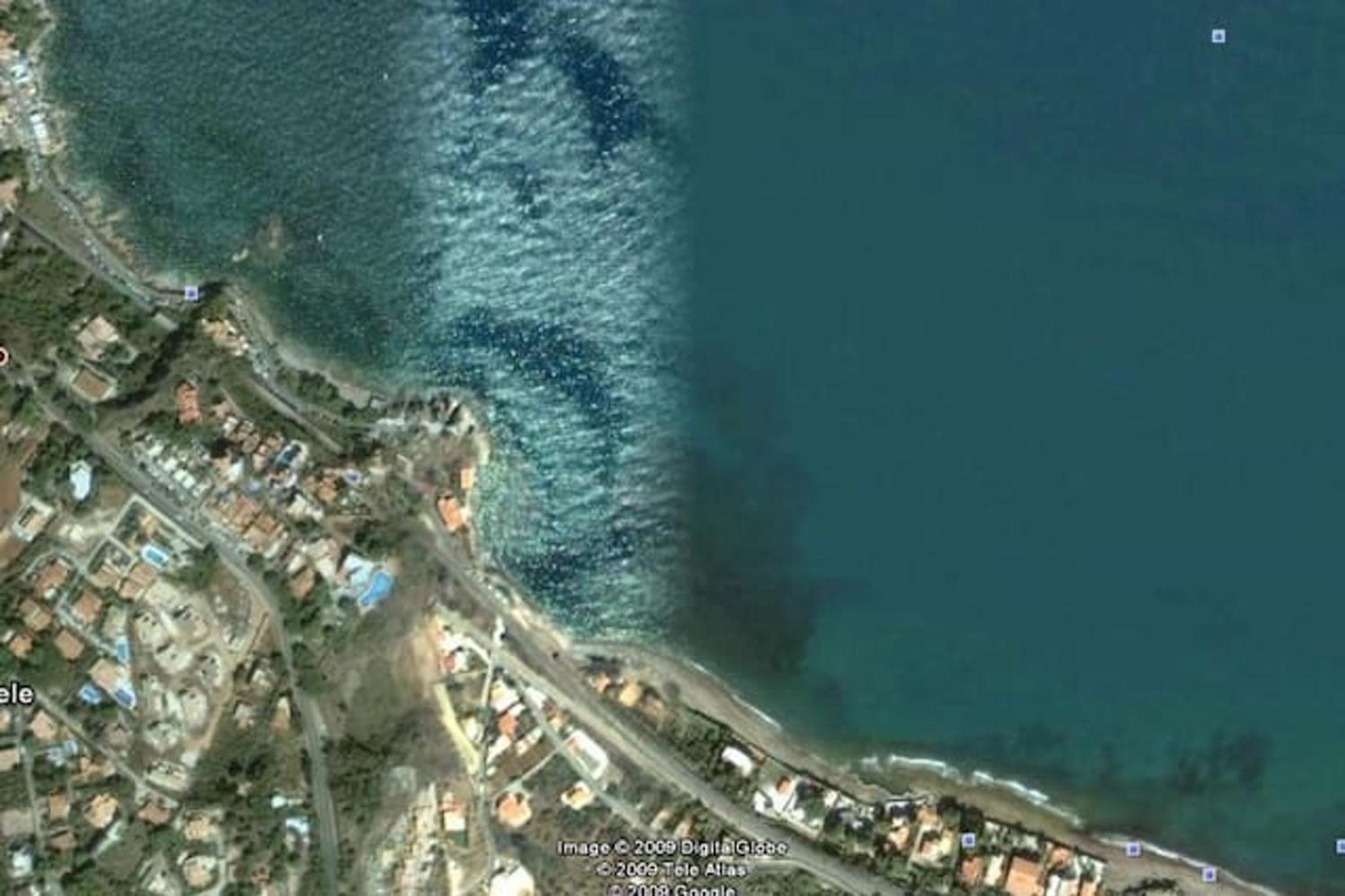 Spacious Villa in Altavilla Milicia with Private Pool