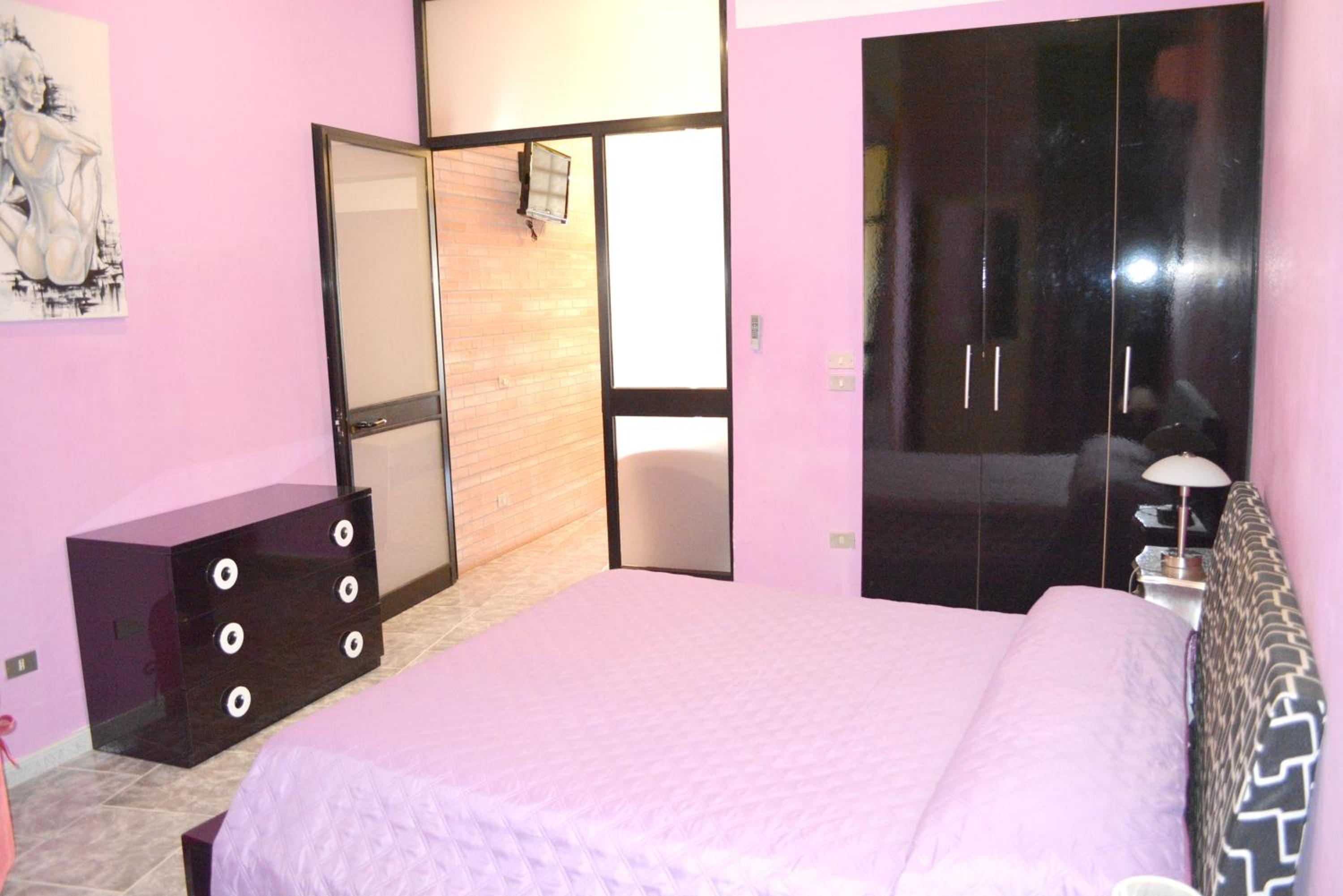 Charming Apartment Reggio Calabria 60 m² + Parking