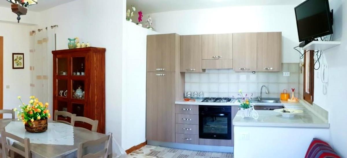 2 bedrooms appartement with enclosed garden and wifi at Castelmare del golfo 2 km away from the beach view 4