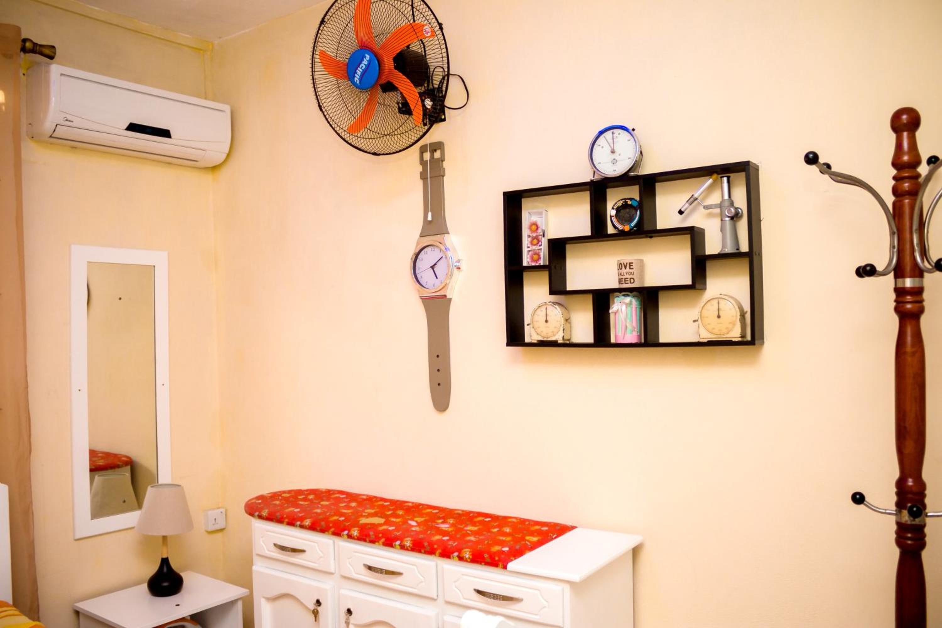 Spacious apartment in Pereybere, 100 m² with shared pool
