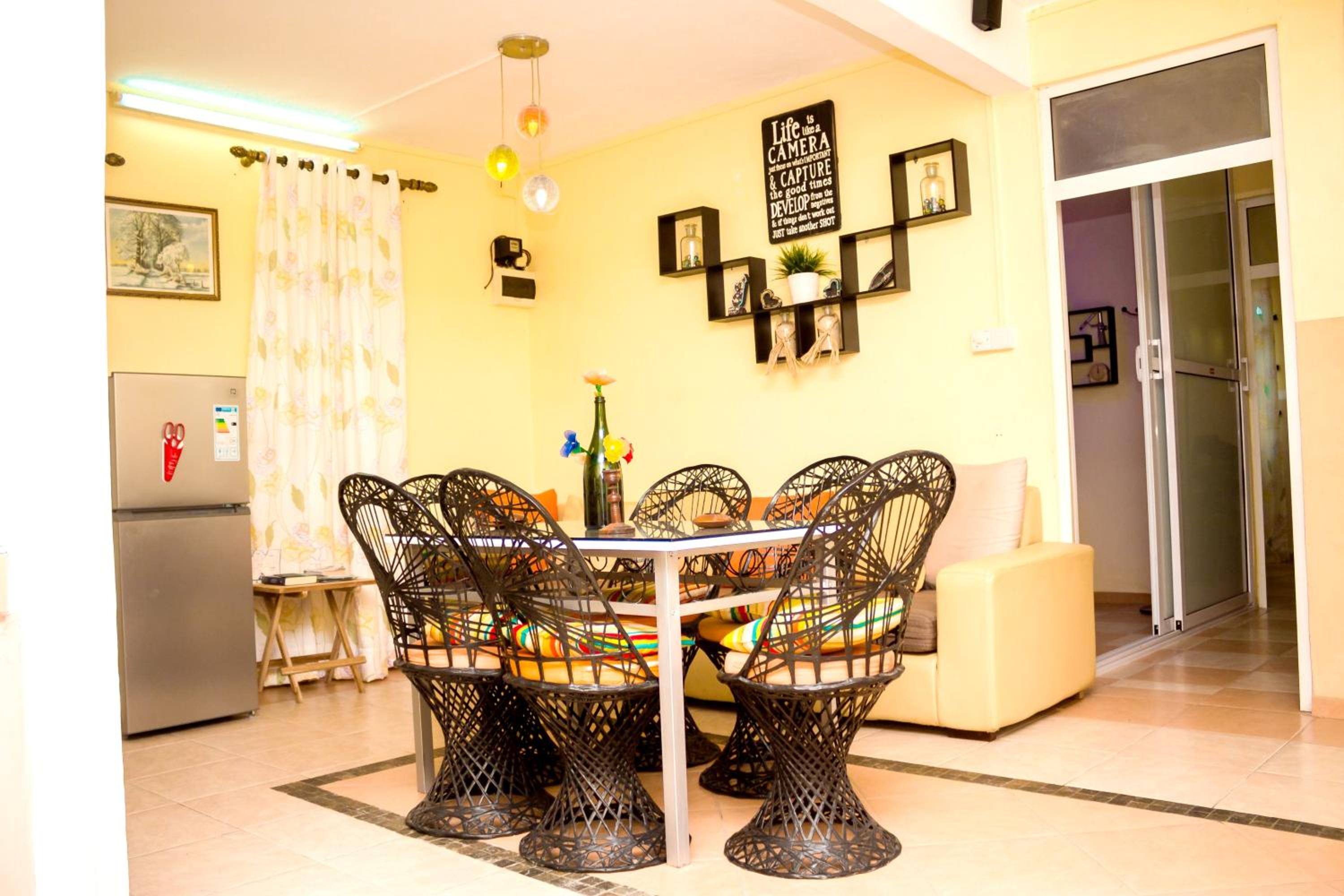 Spacious apartment in Pereybere, 100 m² with shared pool