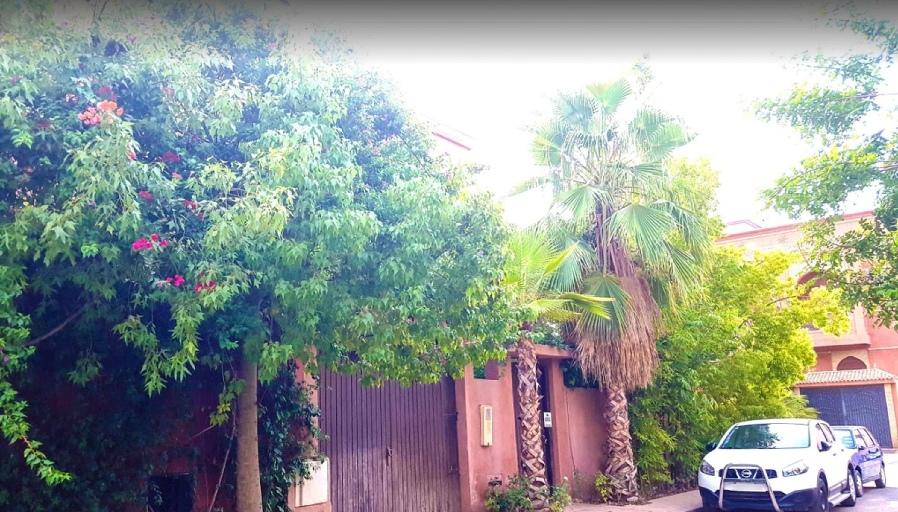 Bright Apartment Marrakech 130m² + Terrace view 4