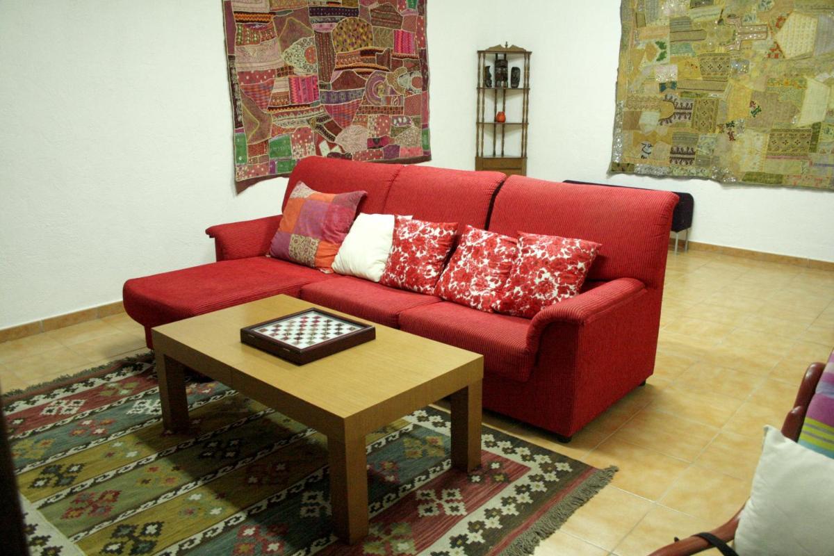 4 bedrooms villa with private pool furnished terrace and wifi at Calonge 7 km away from the beach