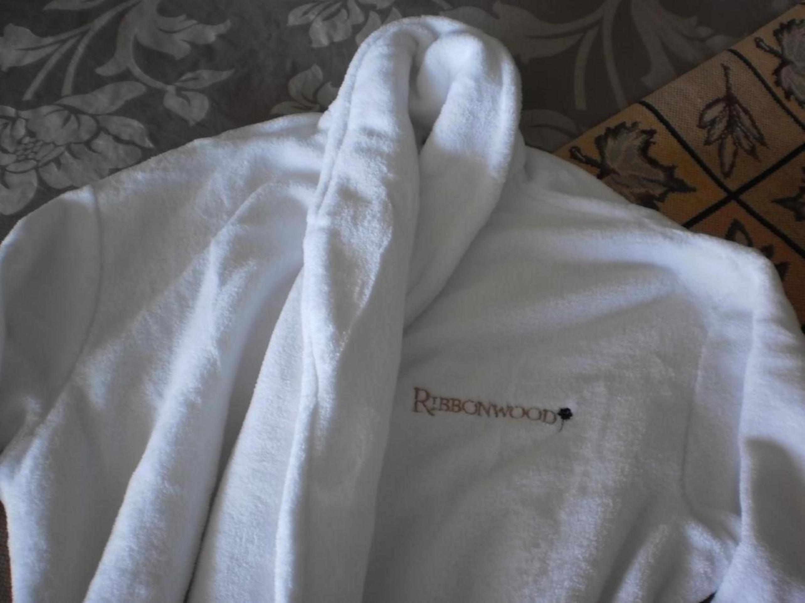 Ribbonwood Country House