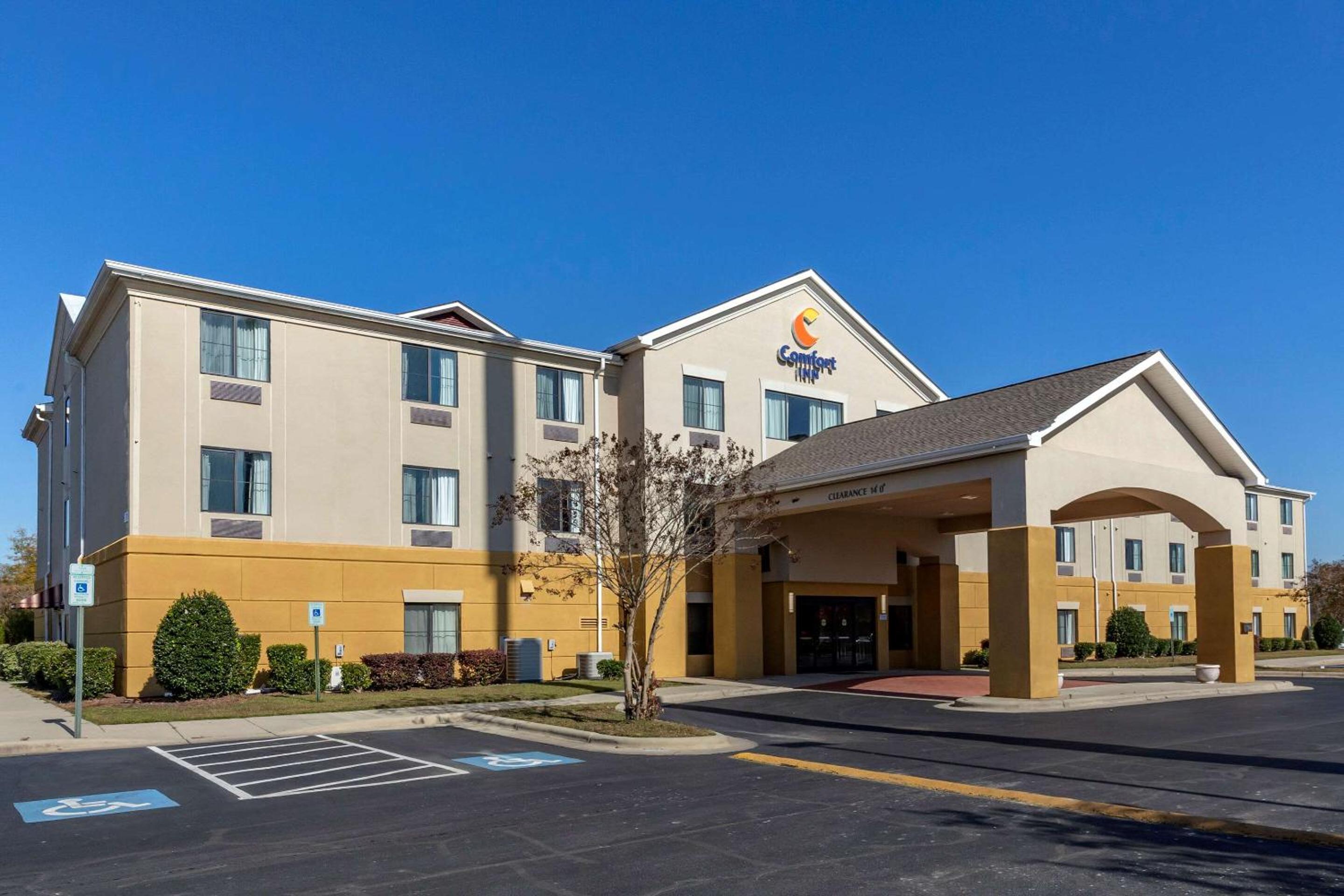 Comfort Inn Smithfield near I-95 view 2