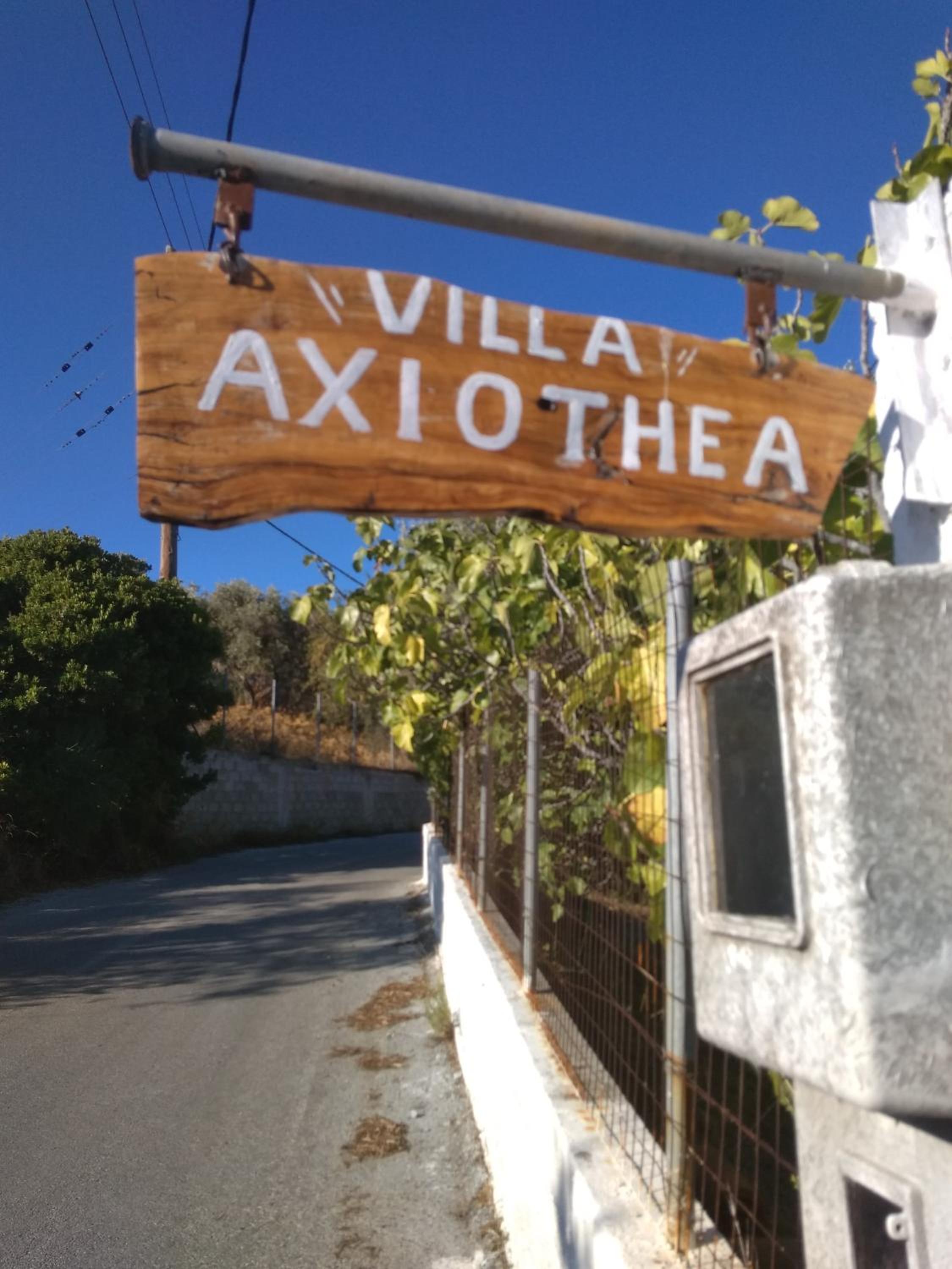 villa axiothea