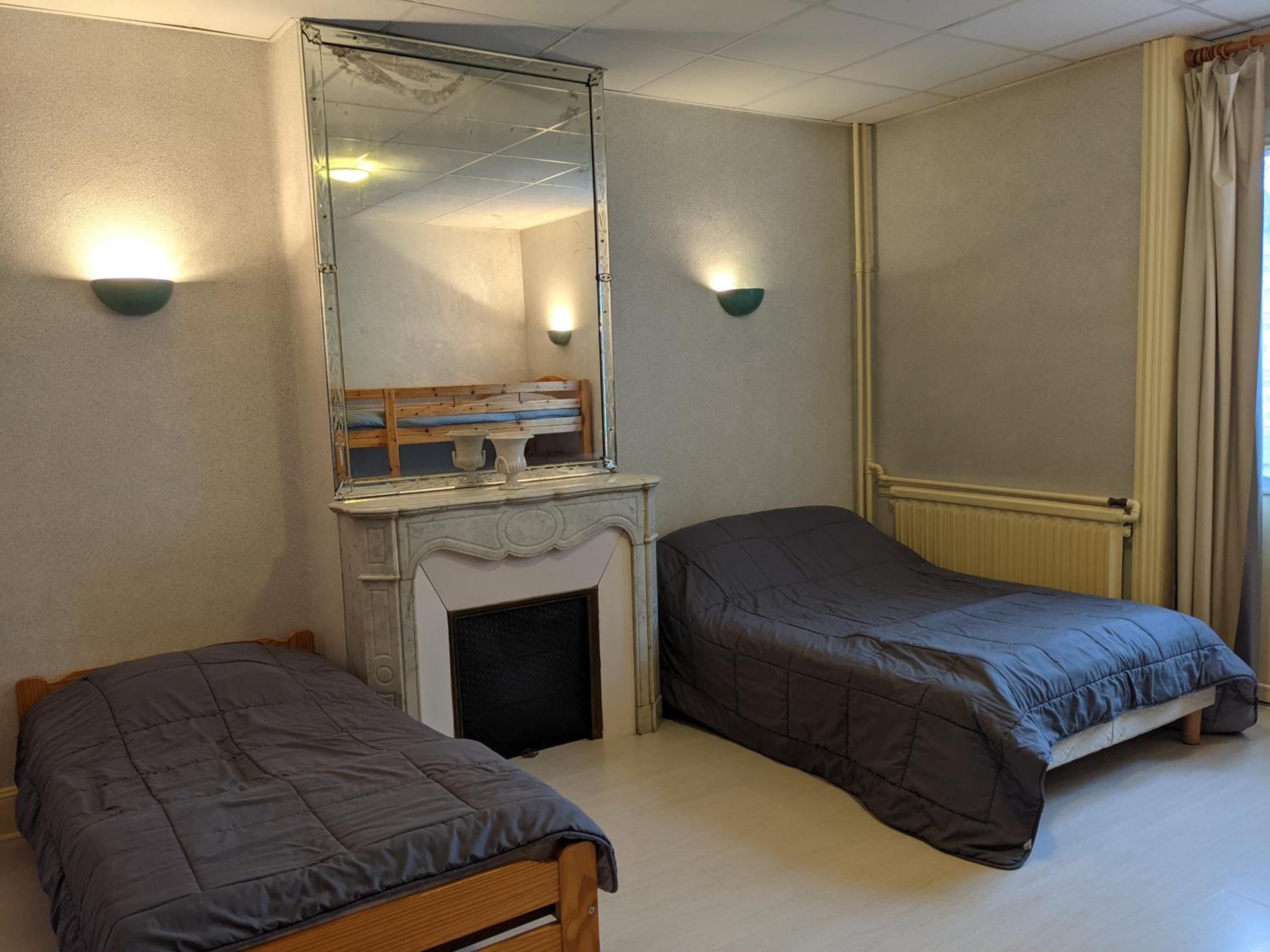 Le Castel Médicis view 3