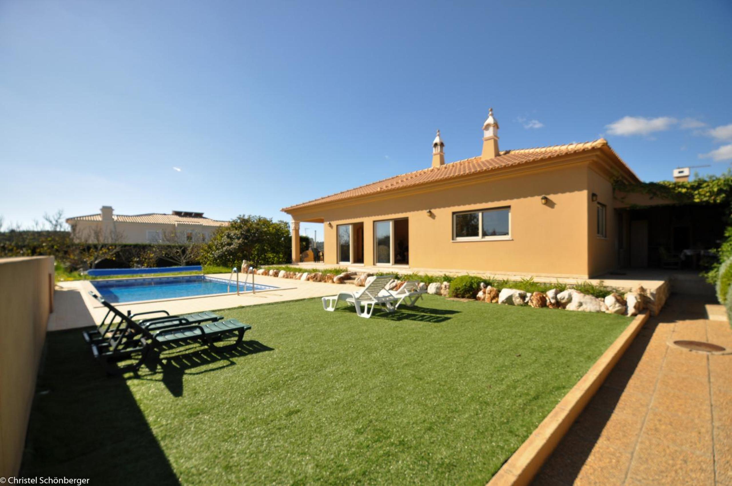 Villa Mira - V006 view 3