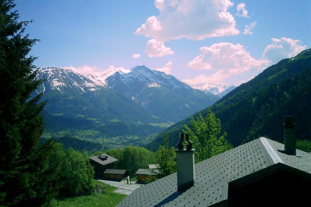 Chalet BANULARA Platz für 14 Personen auf drei Etagen