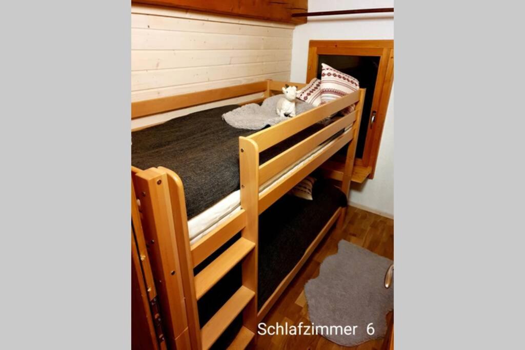 Chalet BANULARA Platz für 14 Personen auf drei Etagen