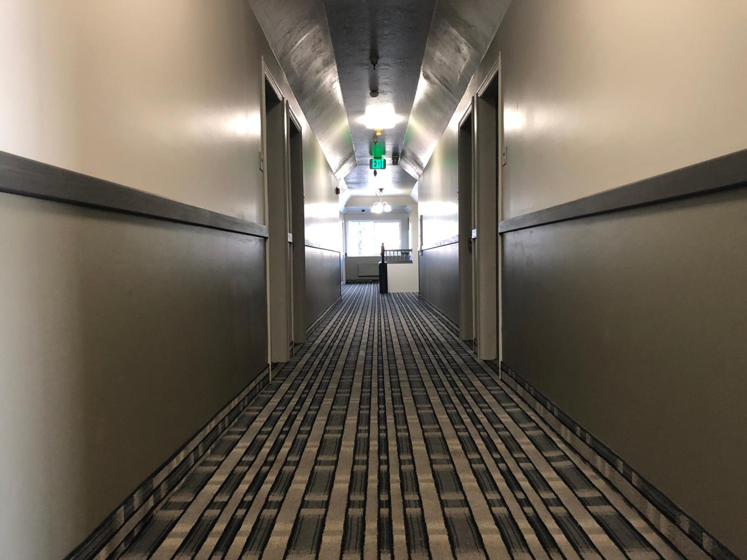 Ameri-Stay Inn  Suites - Property Image 7