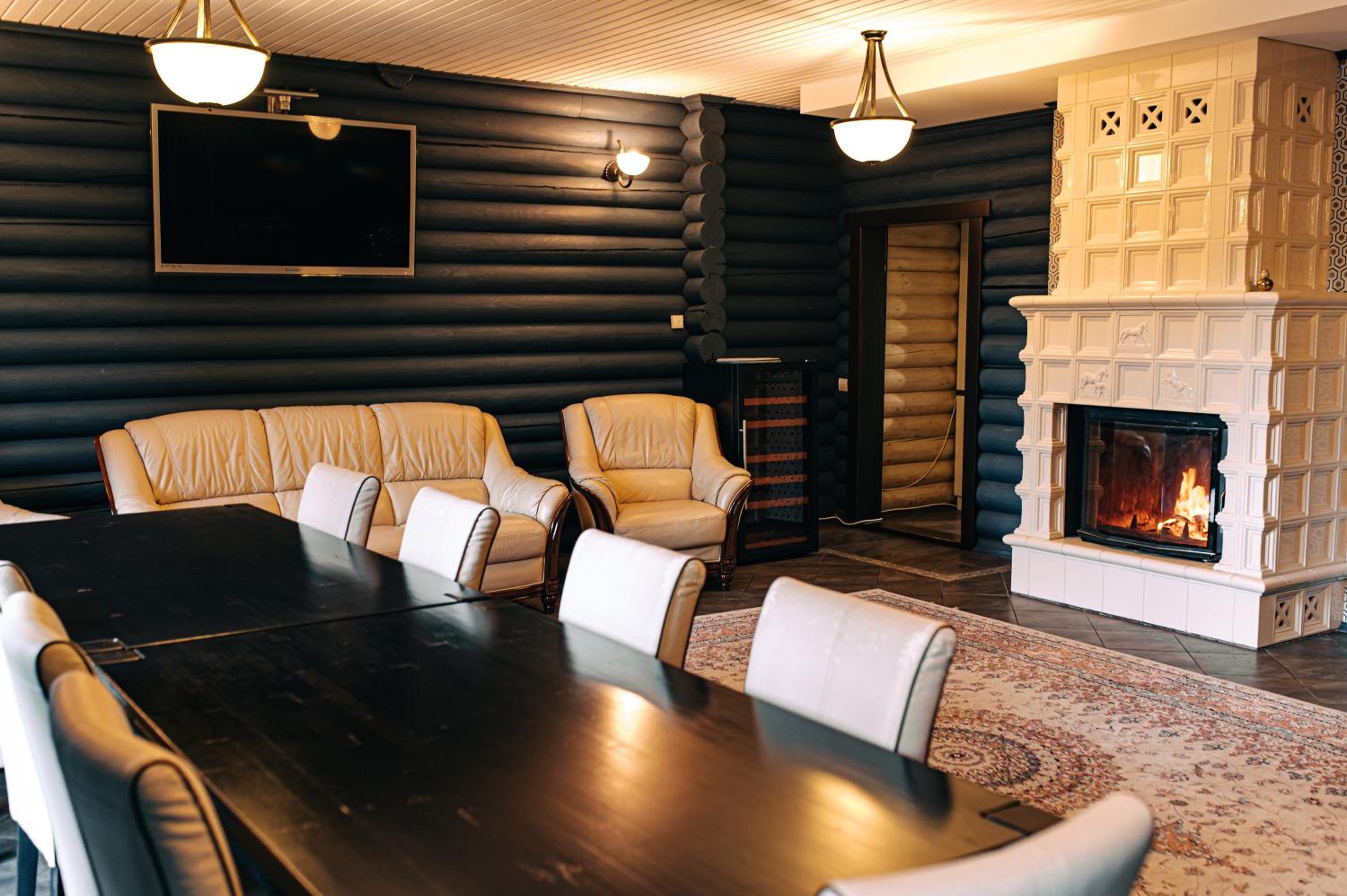 meeting & event spaces