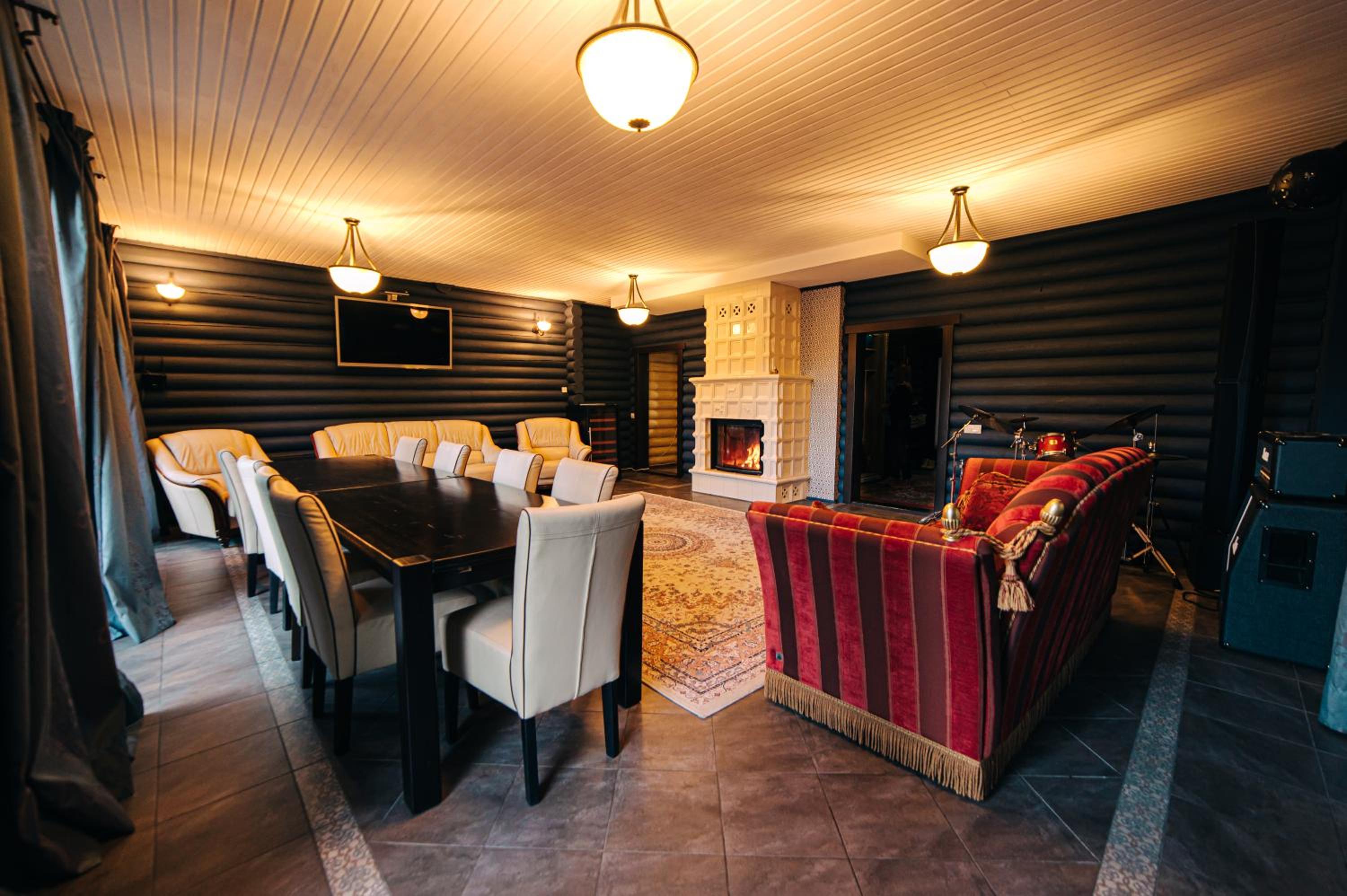 meeting & event spaces
